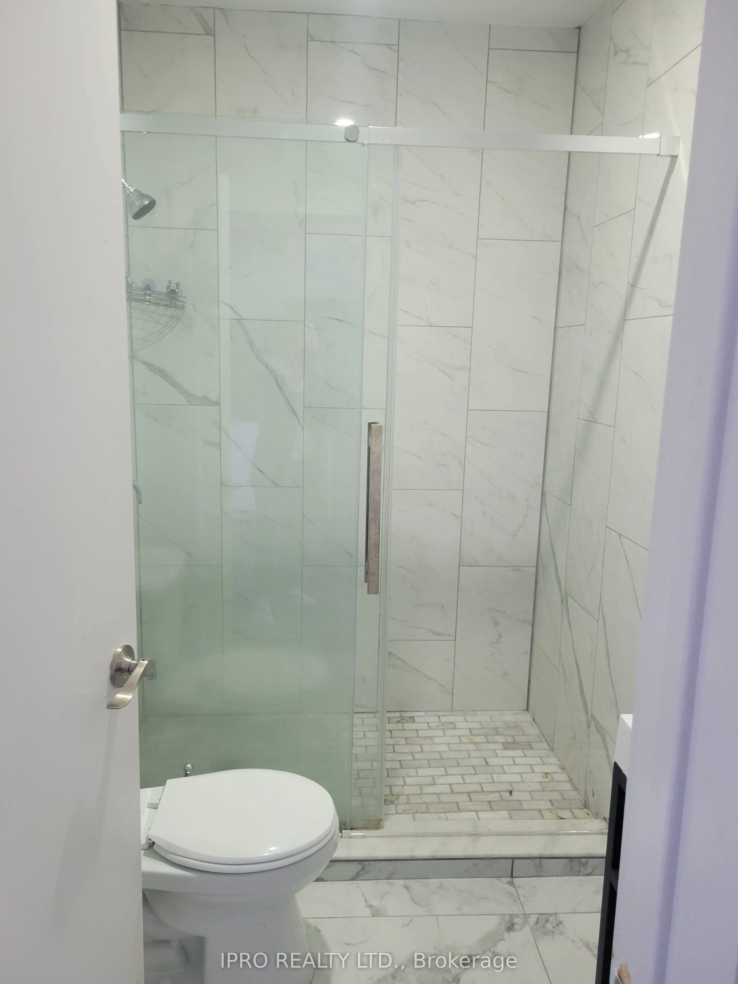 719 Coxwell Avenue, ## Upper 2
