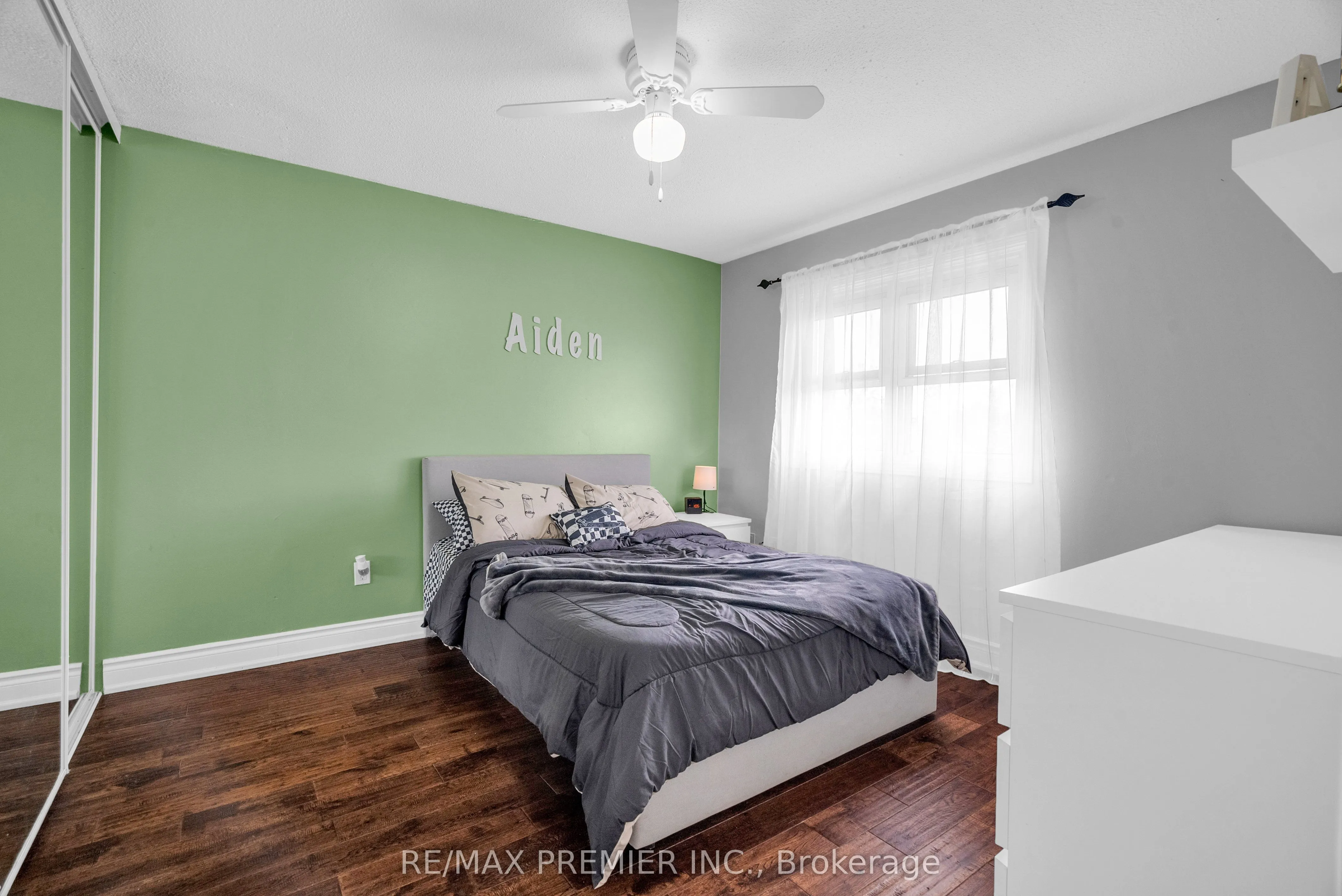 59 Glenabbey Drive