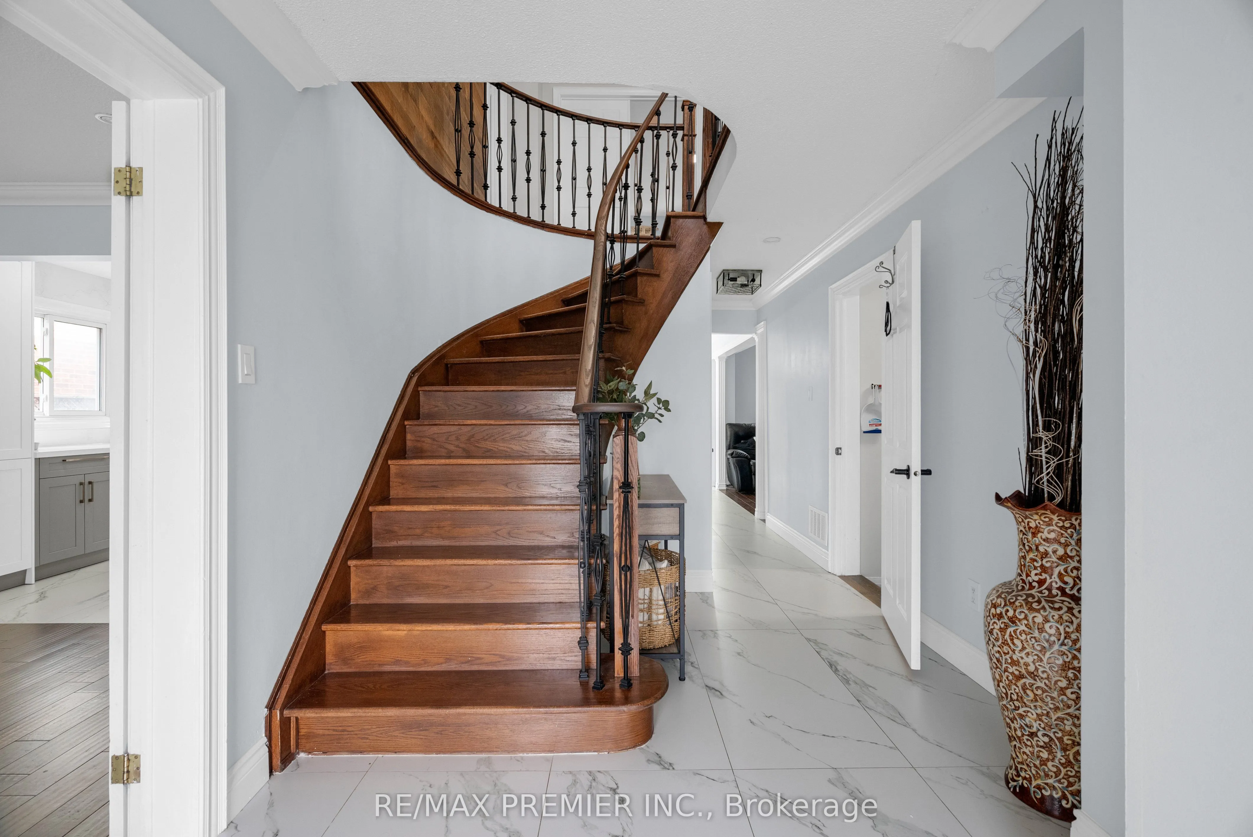 59 Glenabbey Drive