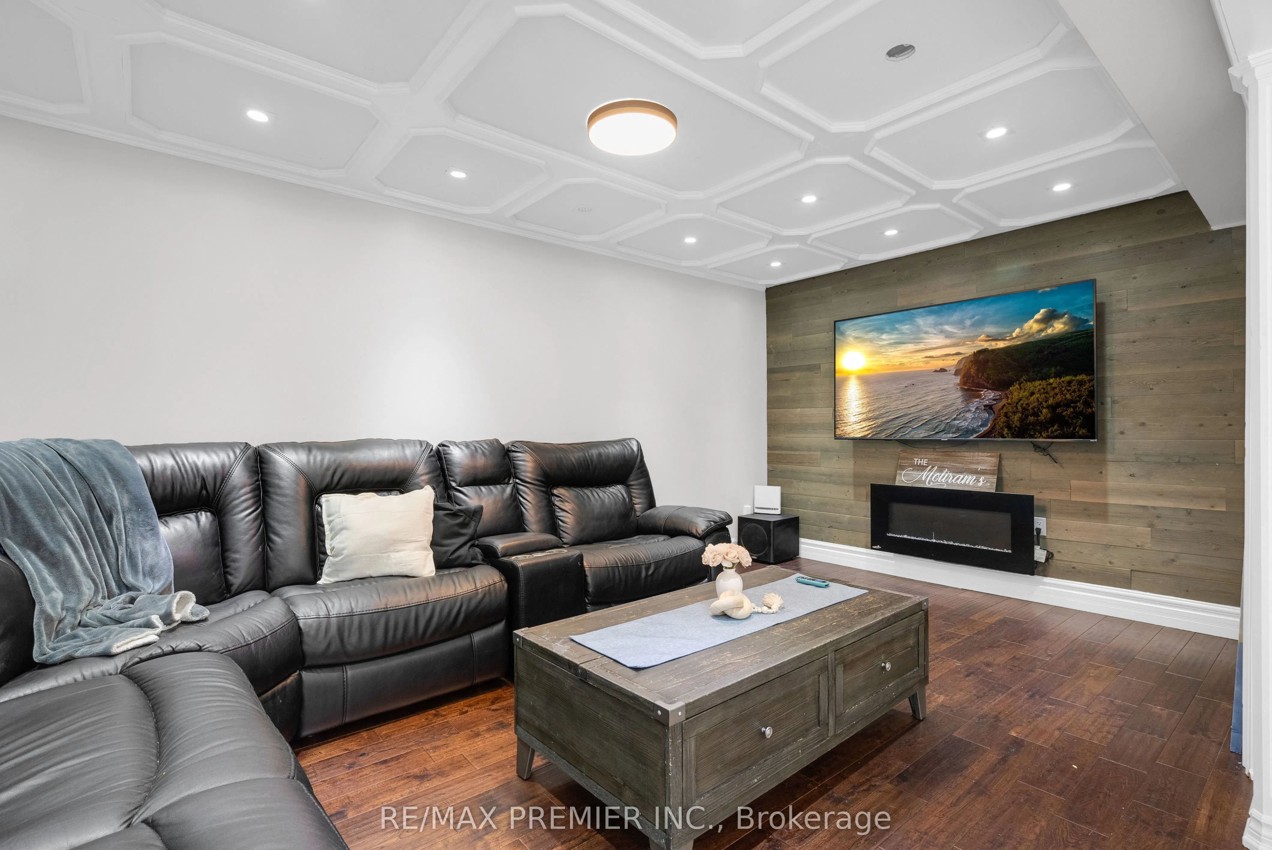 59 Glenabbey Drive