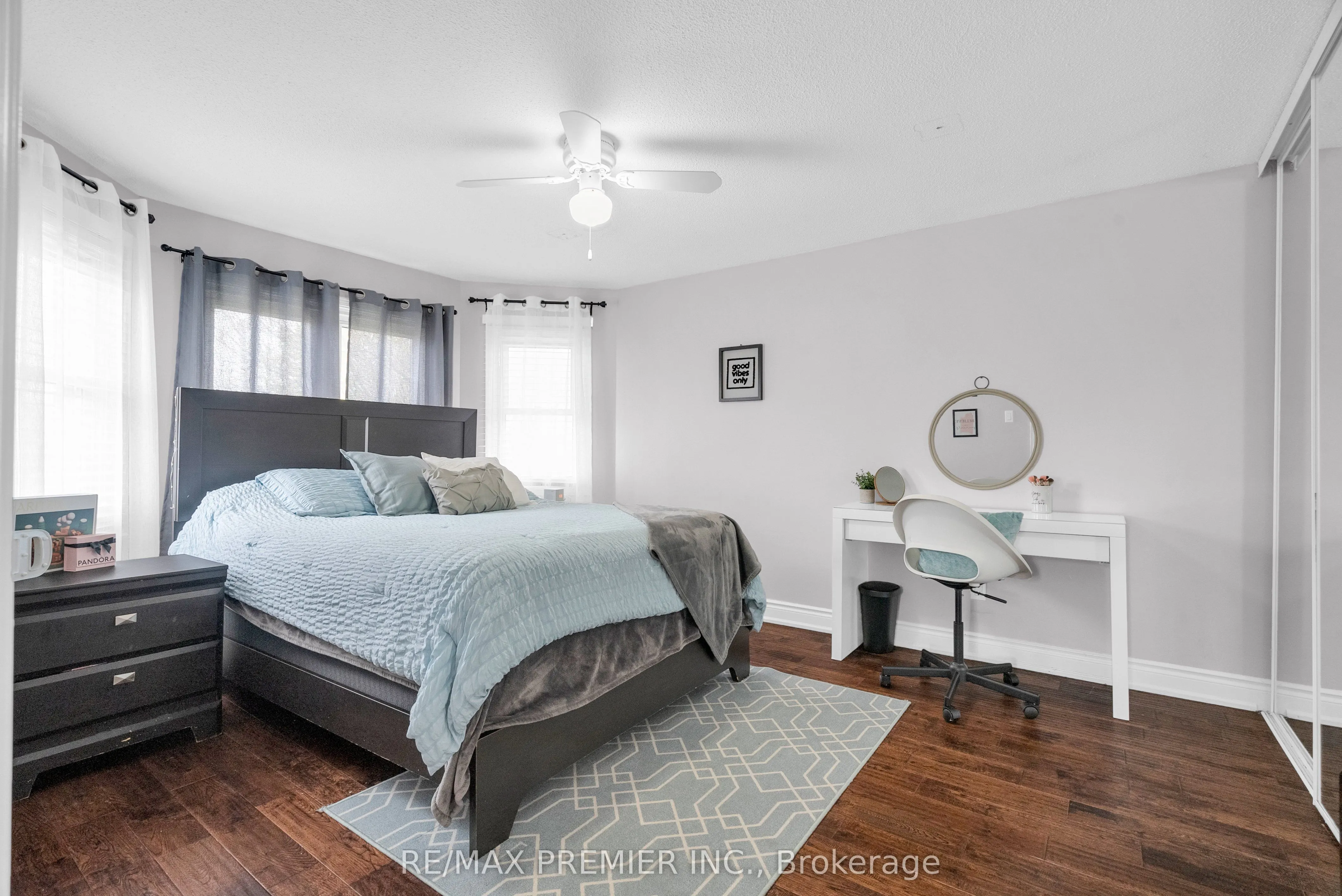 59 Glenabbey Drive