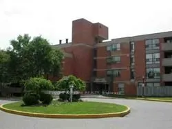 1703 McCowan Road E, #206