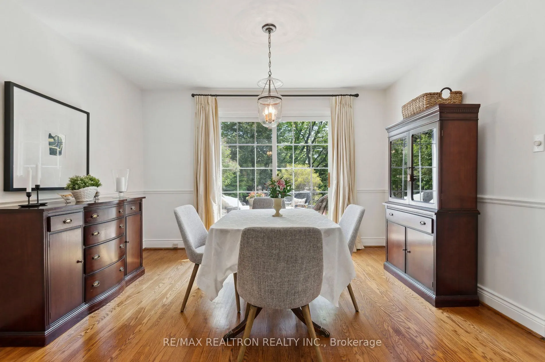 19 Cathedral Bluffs Drive