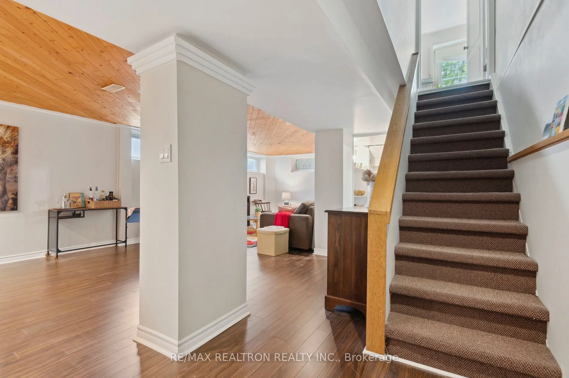 19 Cathedral Bluffs Drive