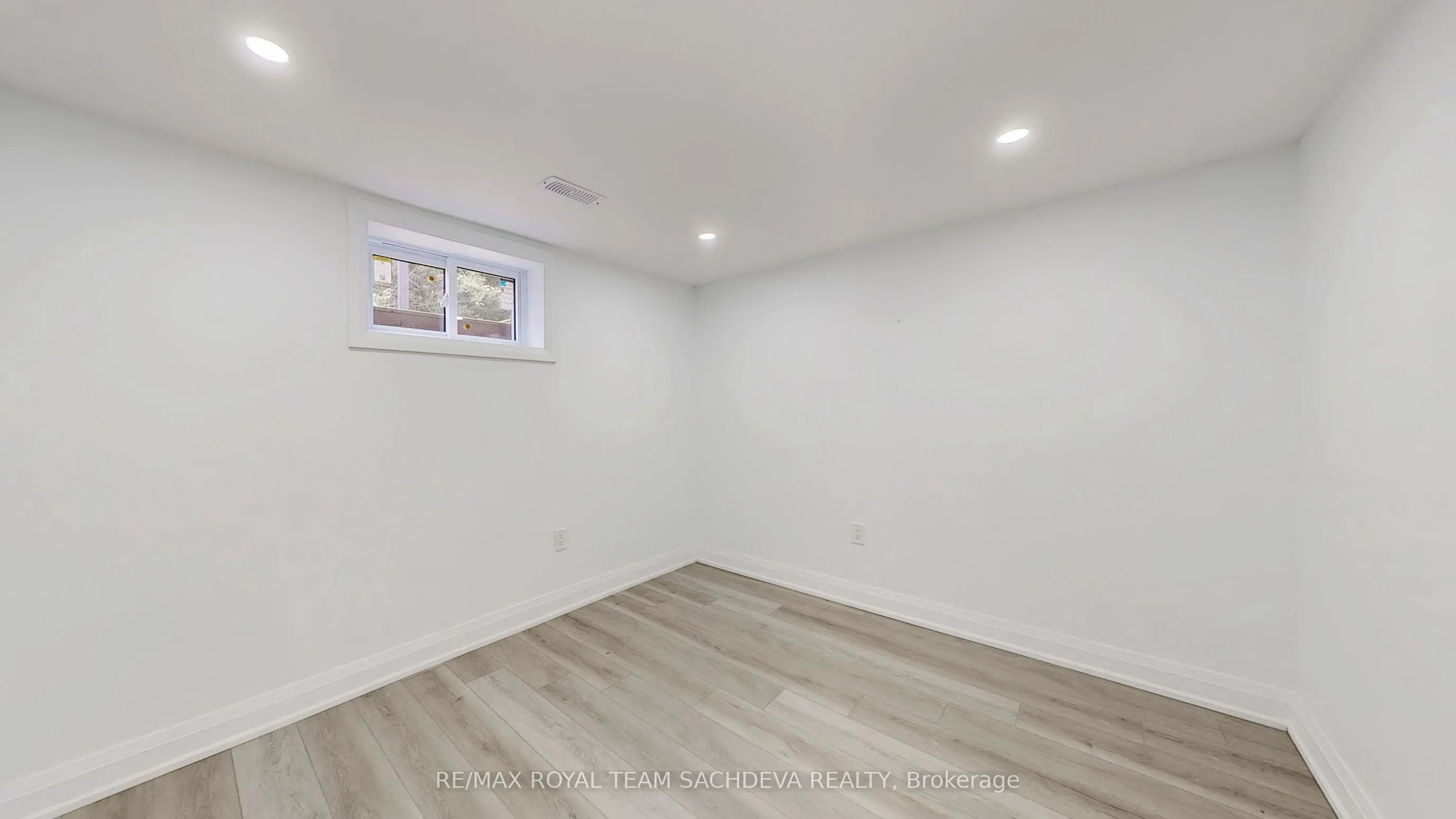 26 Mcmillan Avenue
