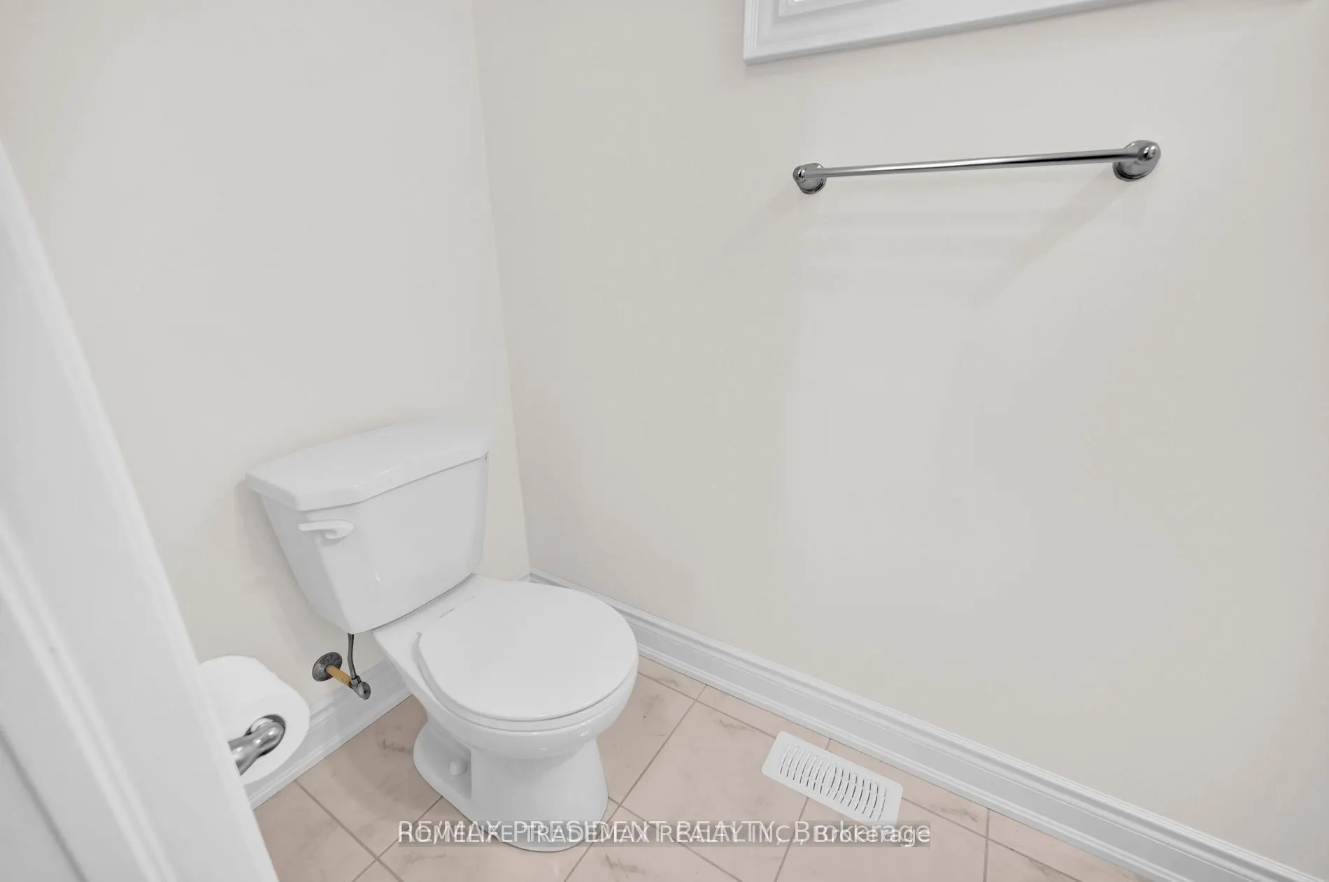 2577 Bandsman Crescent