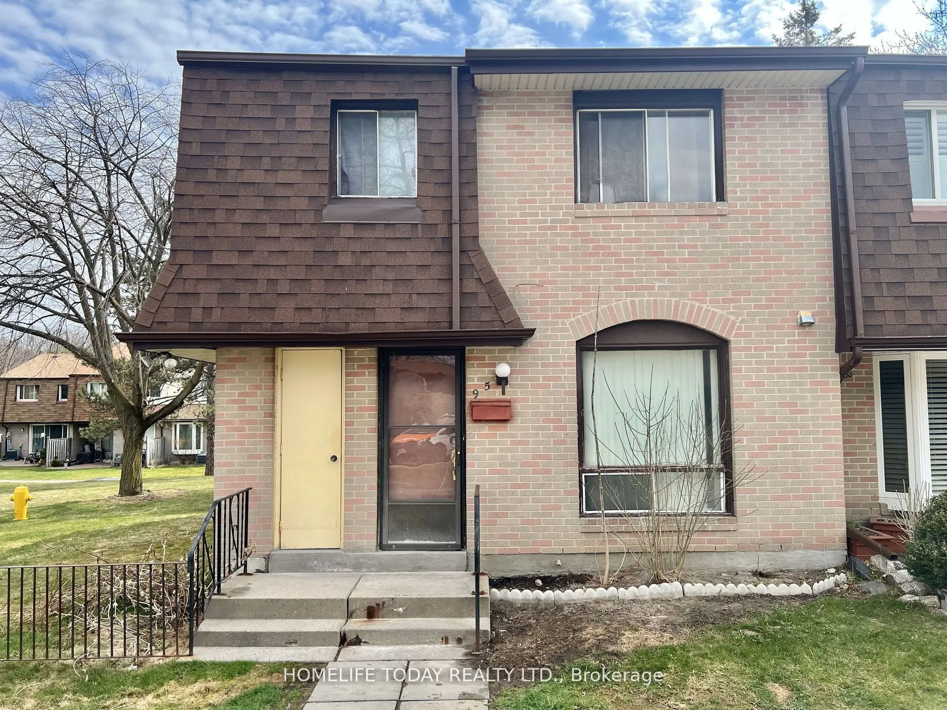 10 Livonia Place, #95
