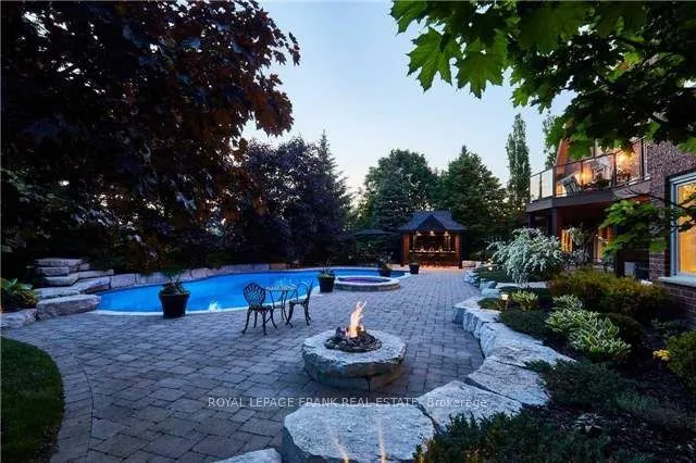 3140 Cochrane Street