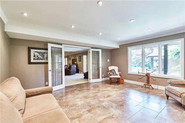 3140 Cochrane Street