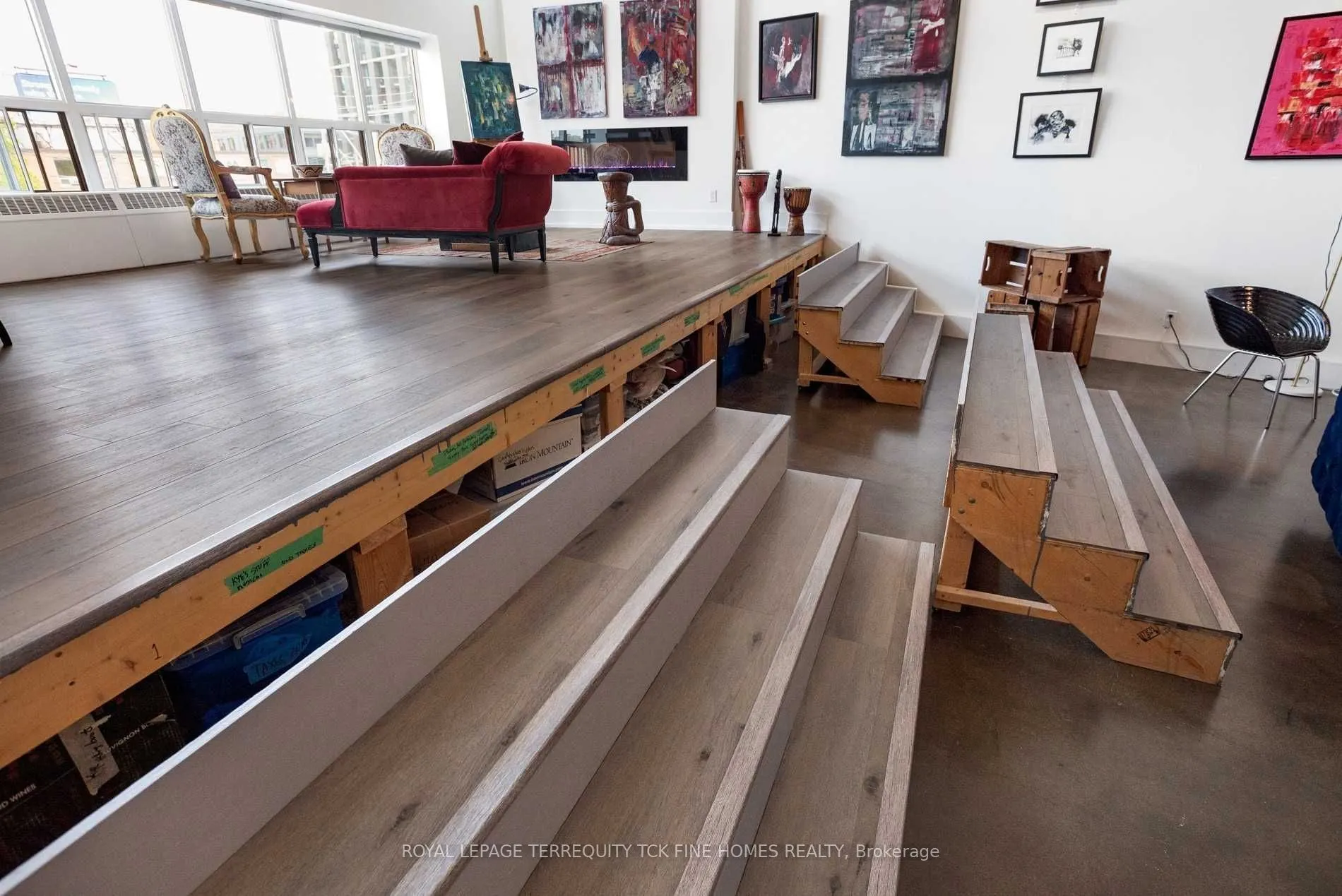 1173 Dundas Street E, #225