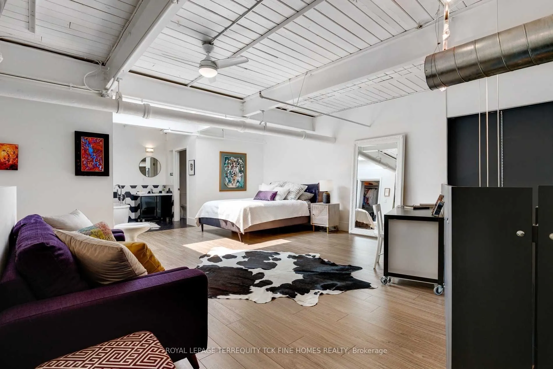 1173 Dundas Street E, #225