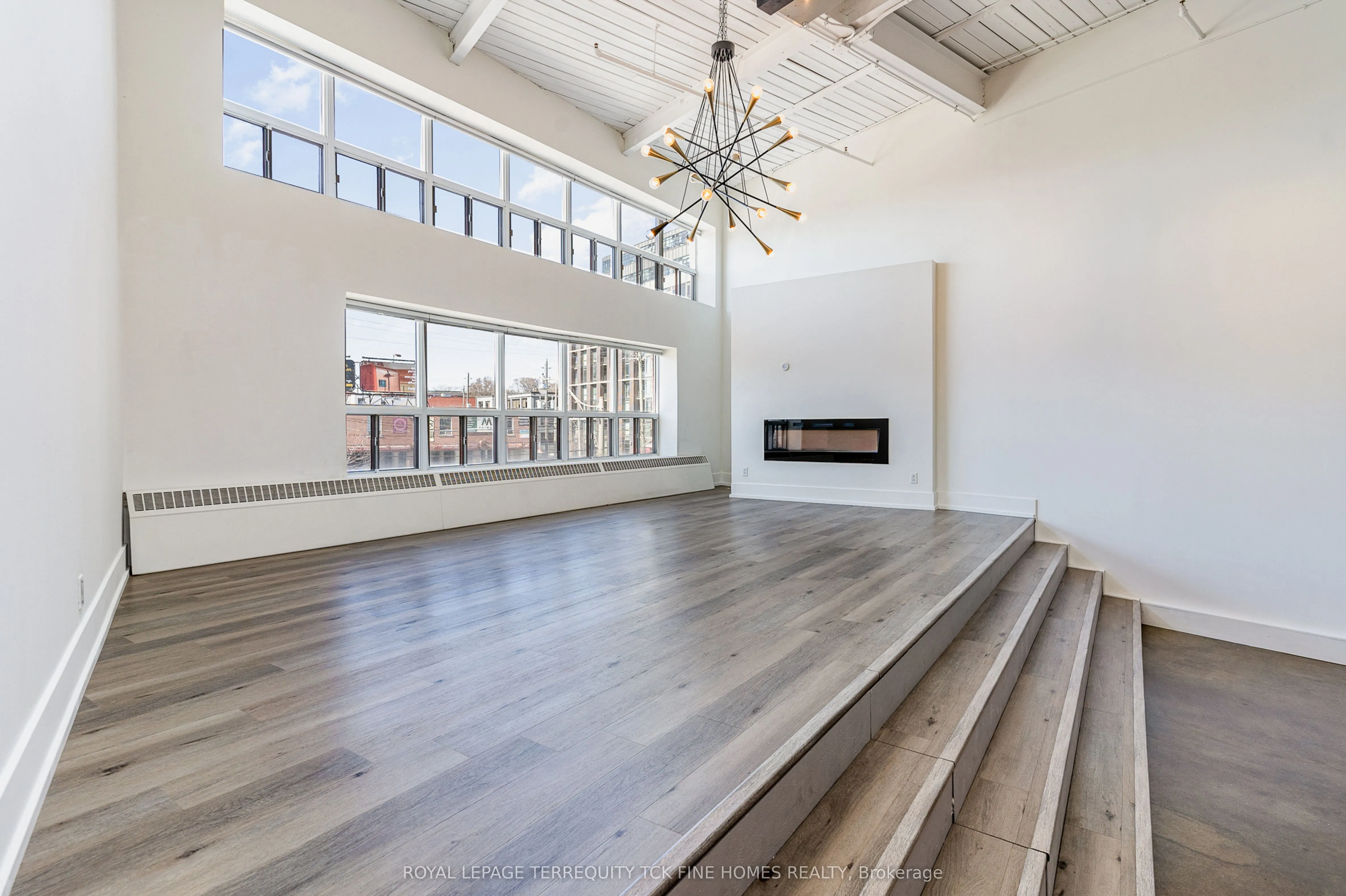 1173 Dundas Street E, #225