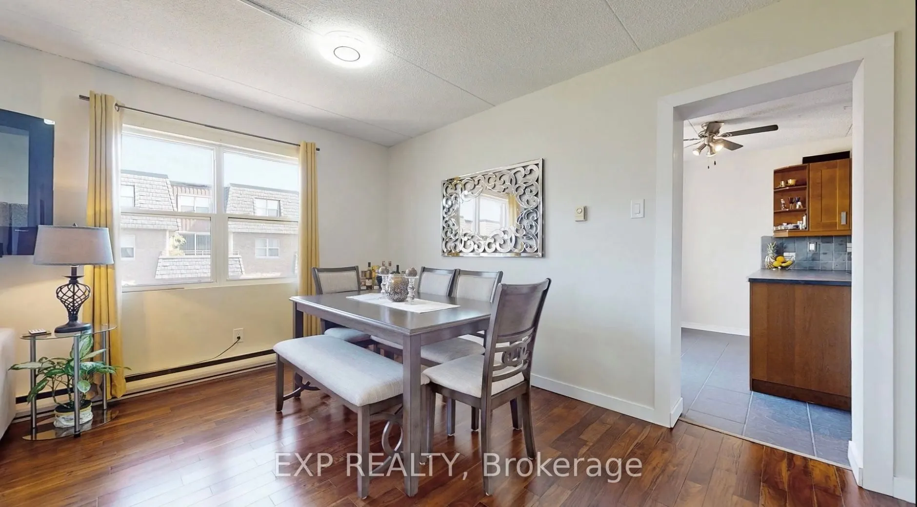 580 Mary Street E #214