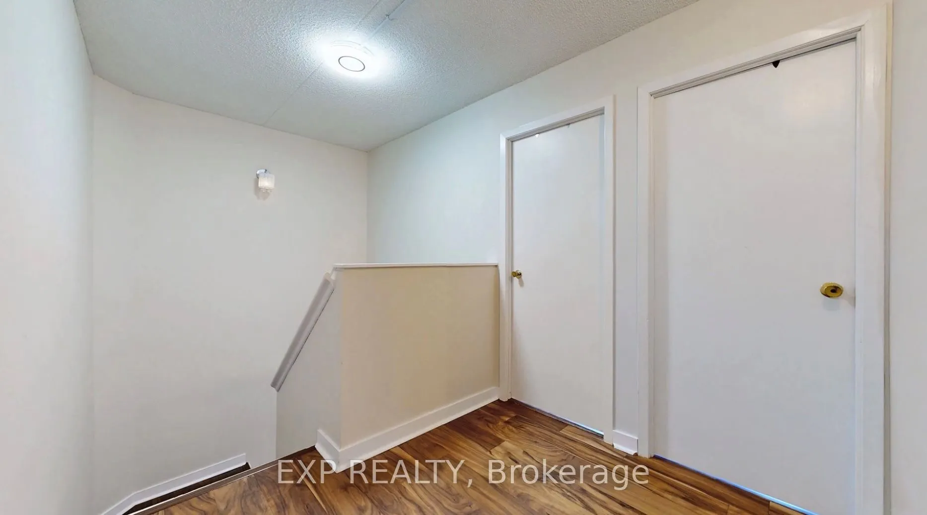 580 Mary Street E #214