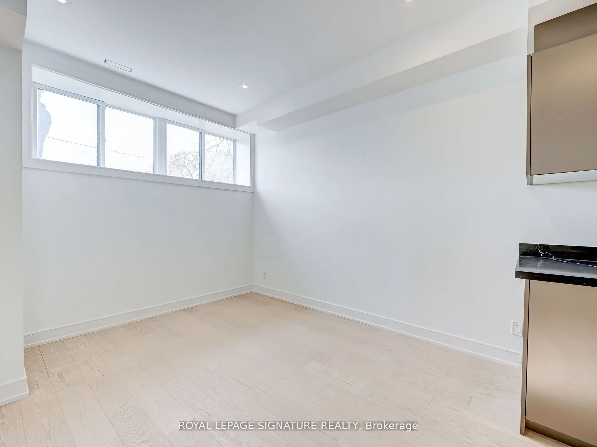 376 O'Connor Drive, #Bsmt