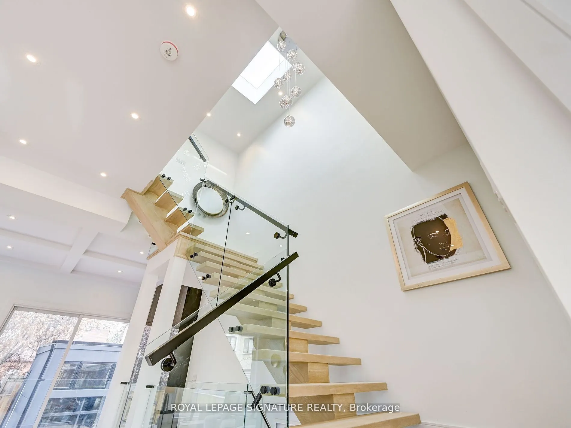 376 O'Connor Drive, #Upper