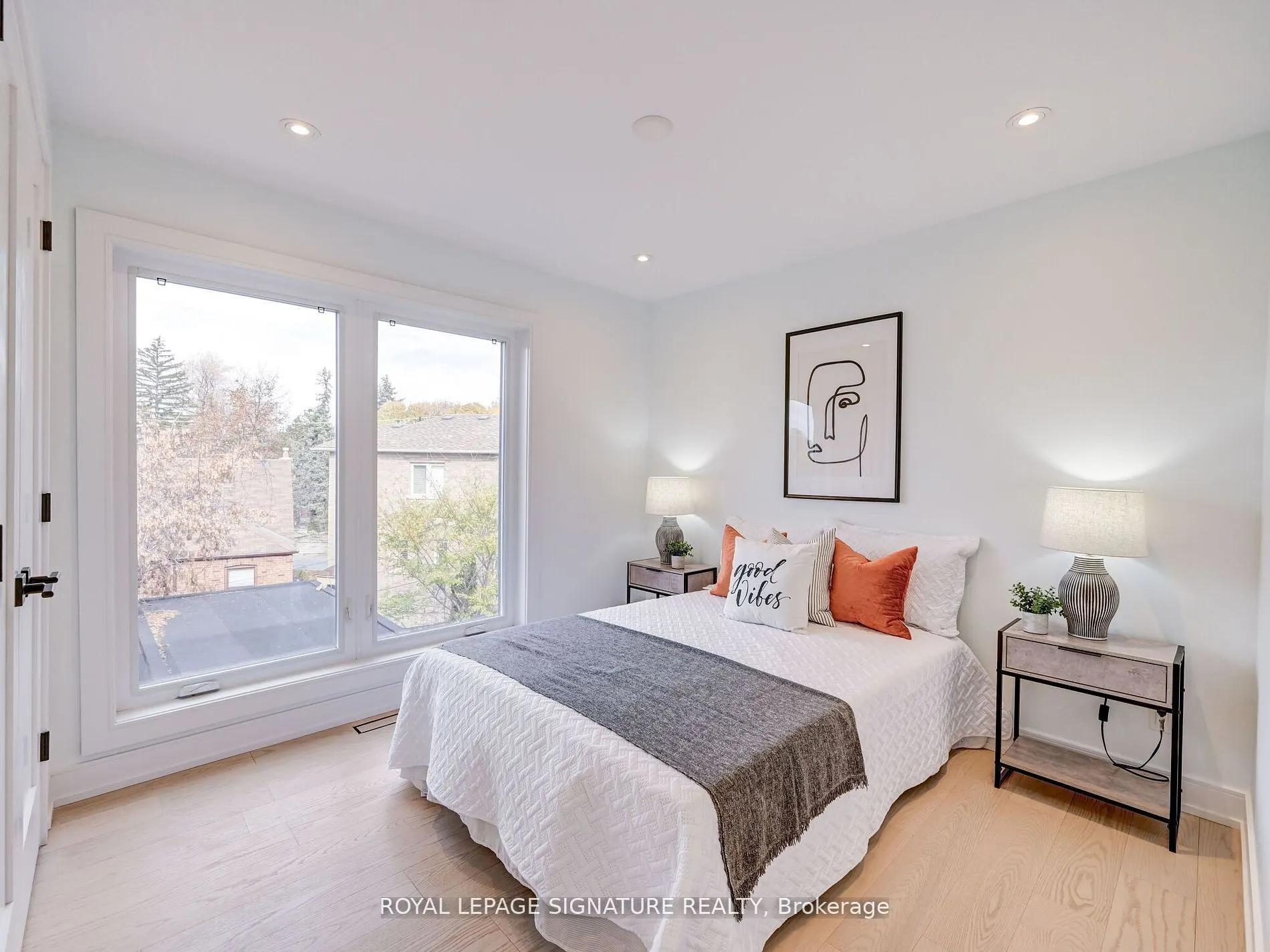 376 O'Connor Drive, #Upper