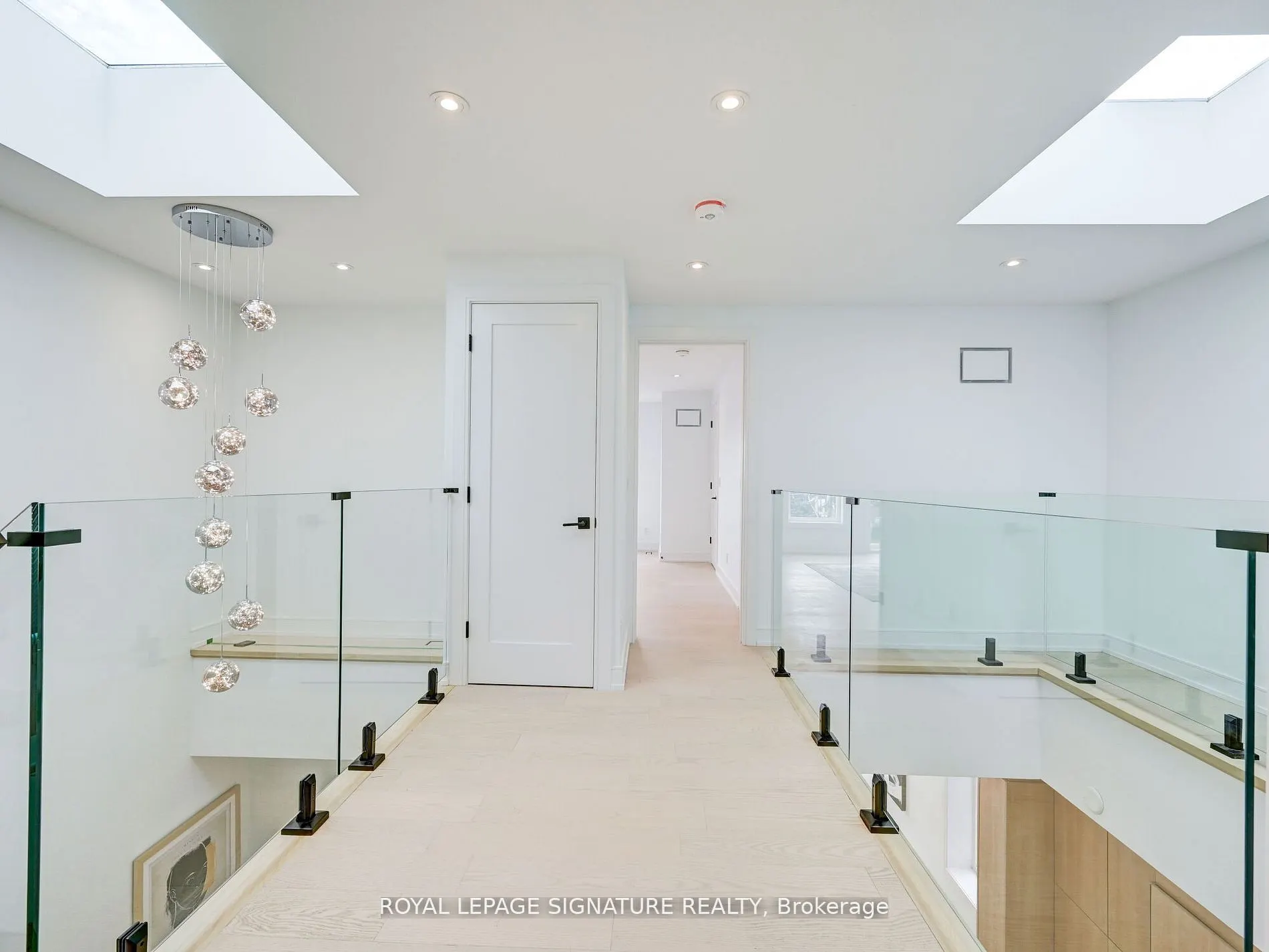 376 O'Connor Drive, #Upper