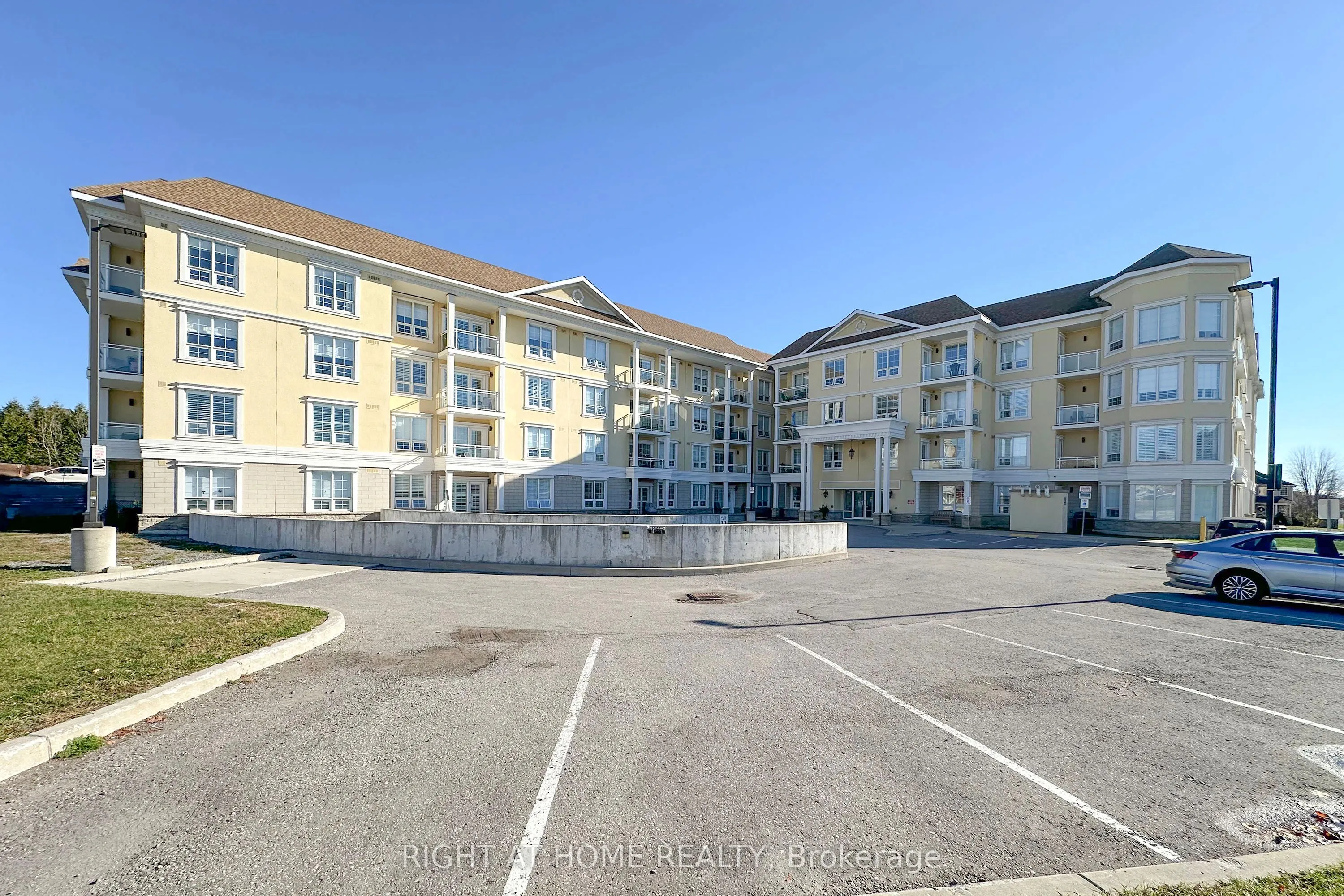 21 Brookhouse Drive, #405