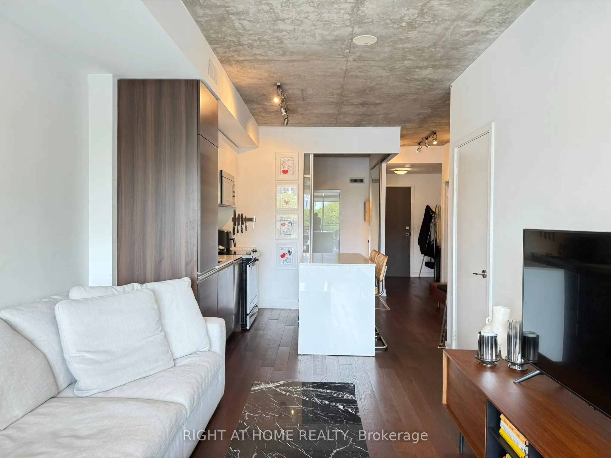 1238 Dundas Street E, #307