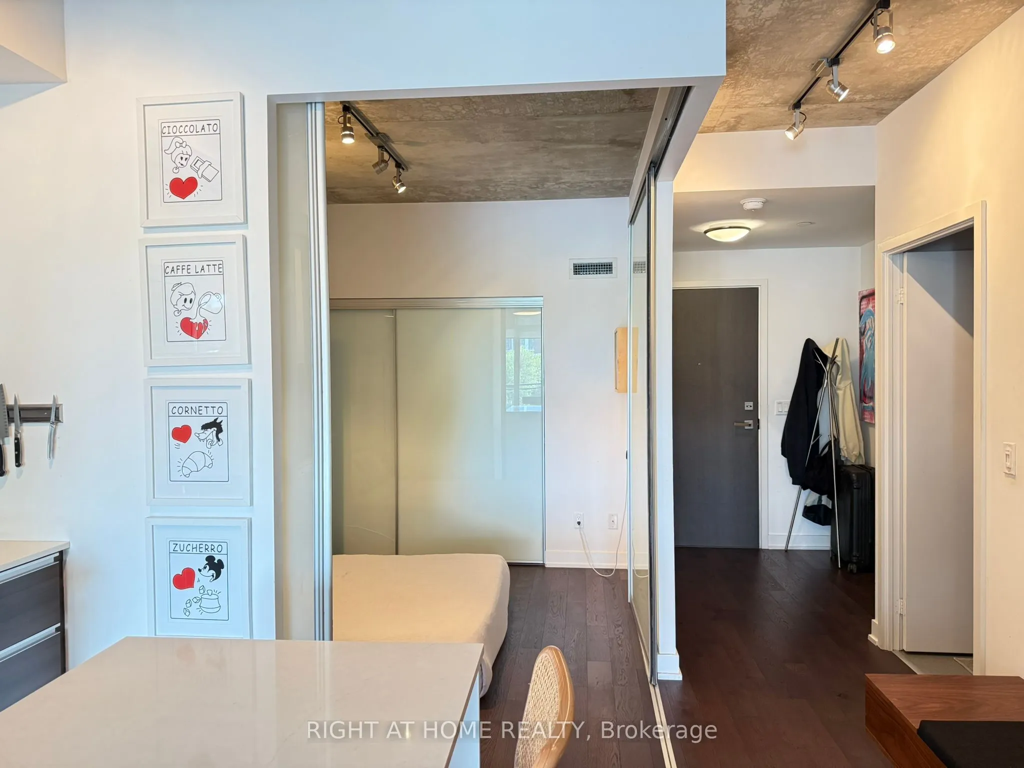 1238 Dundas Street E, #307