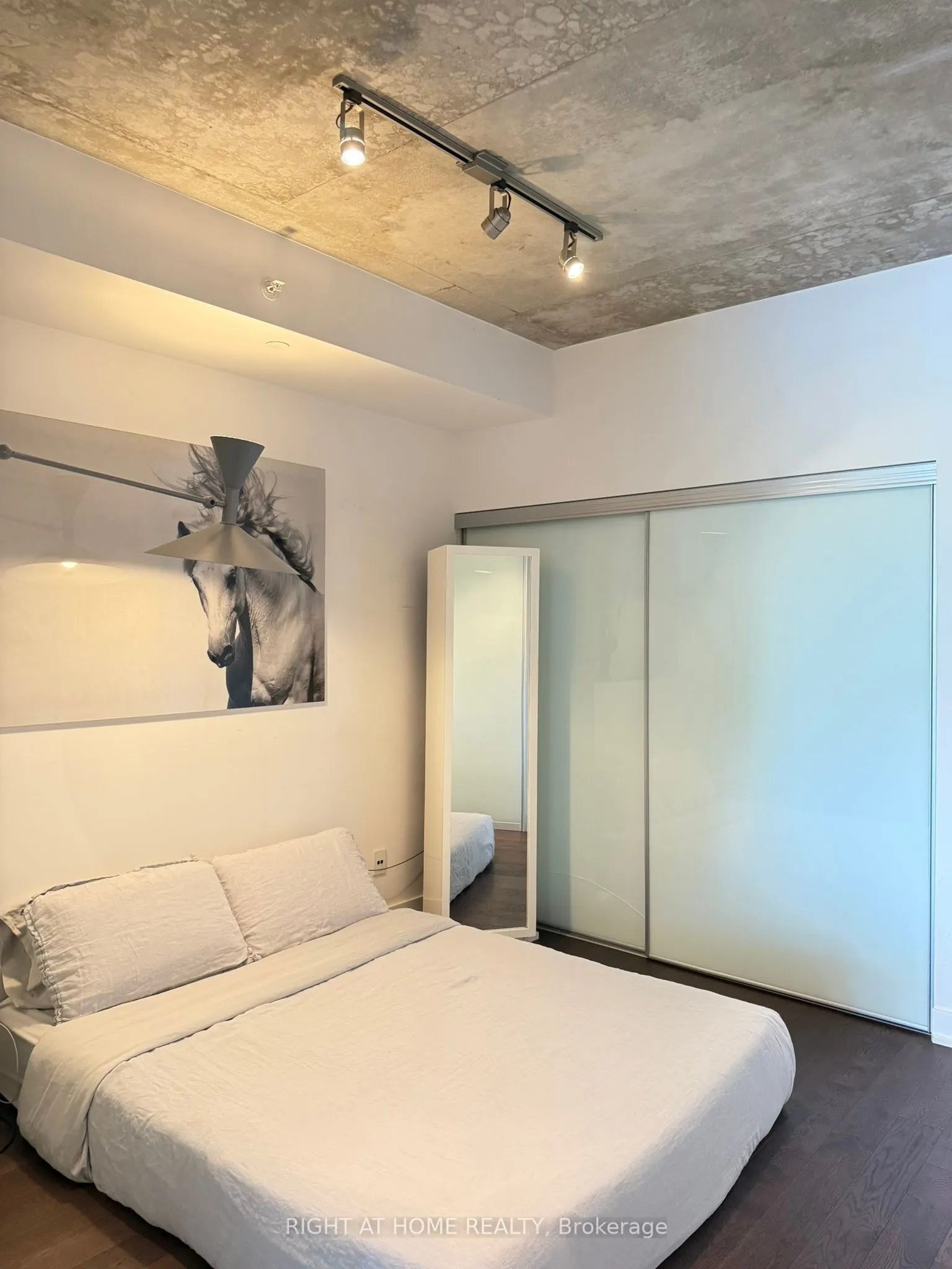 1238 Dundas Street E, #307
