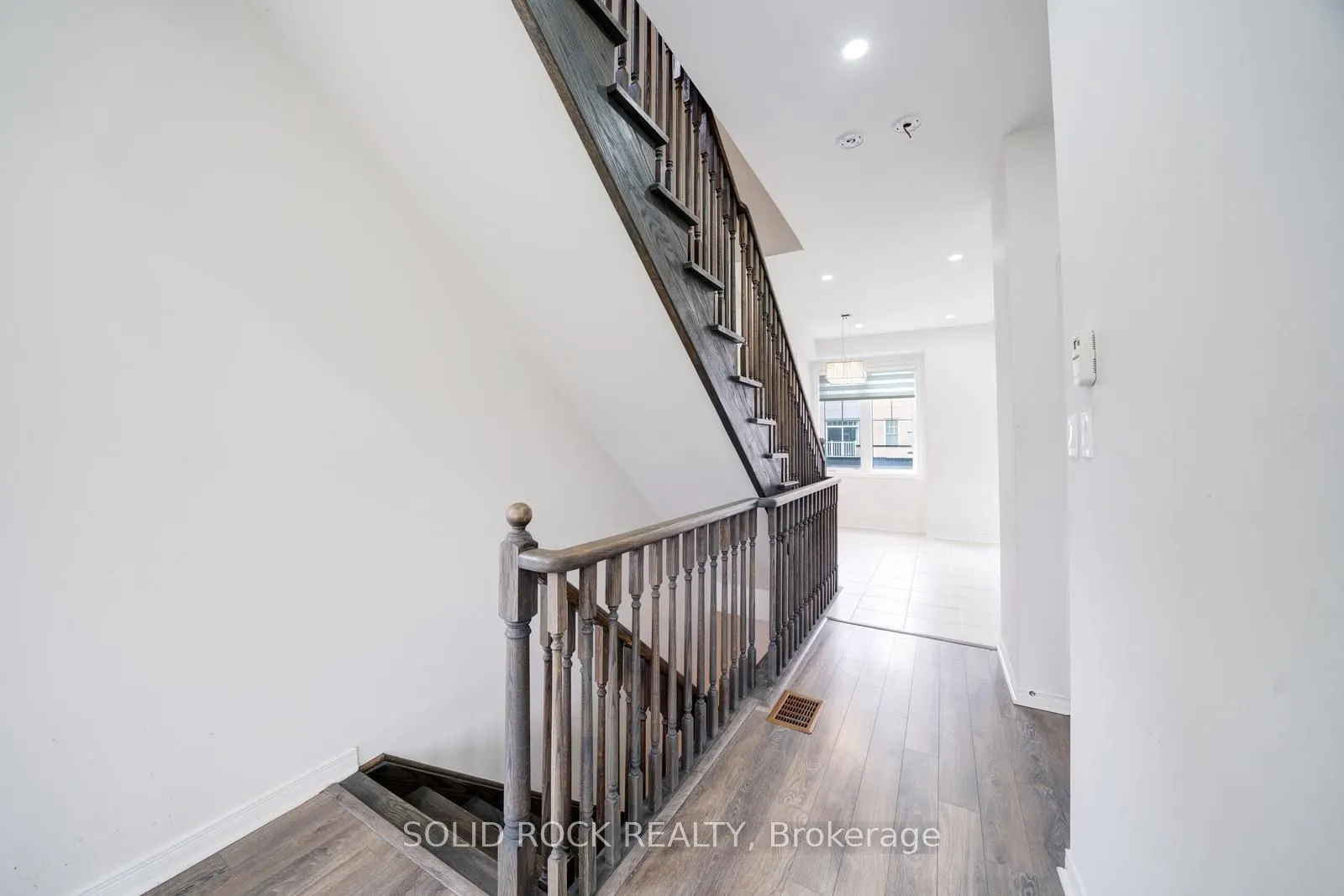 840 Atwater Path