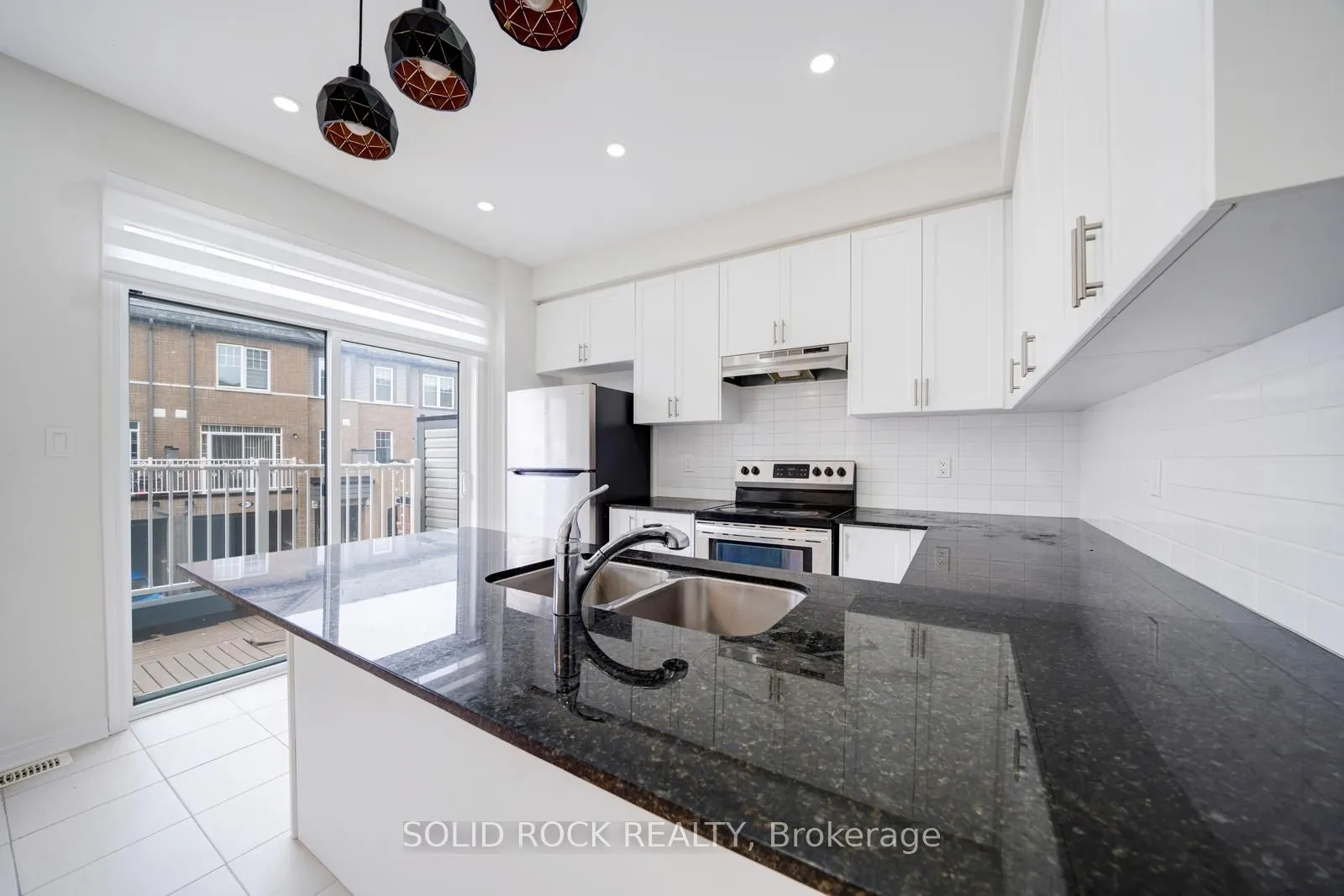 840 Atwater Path