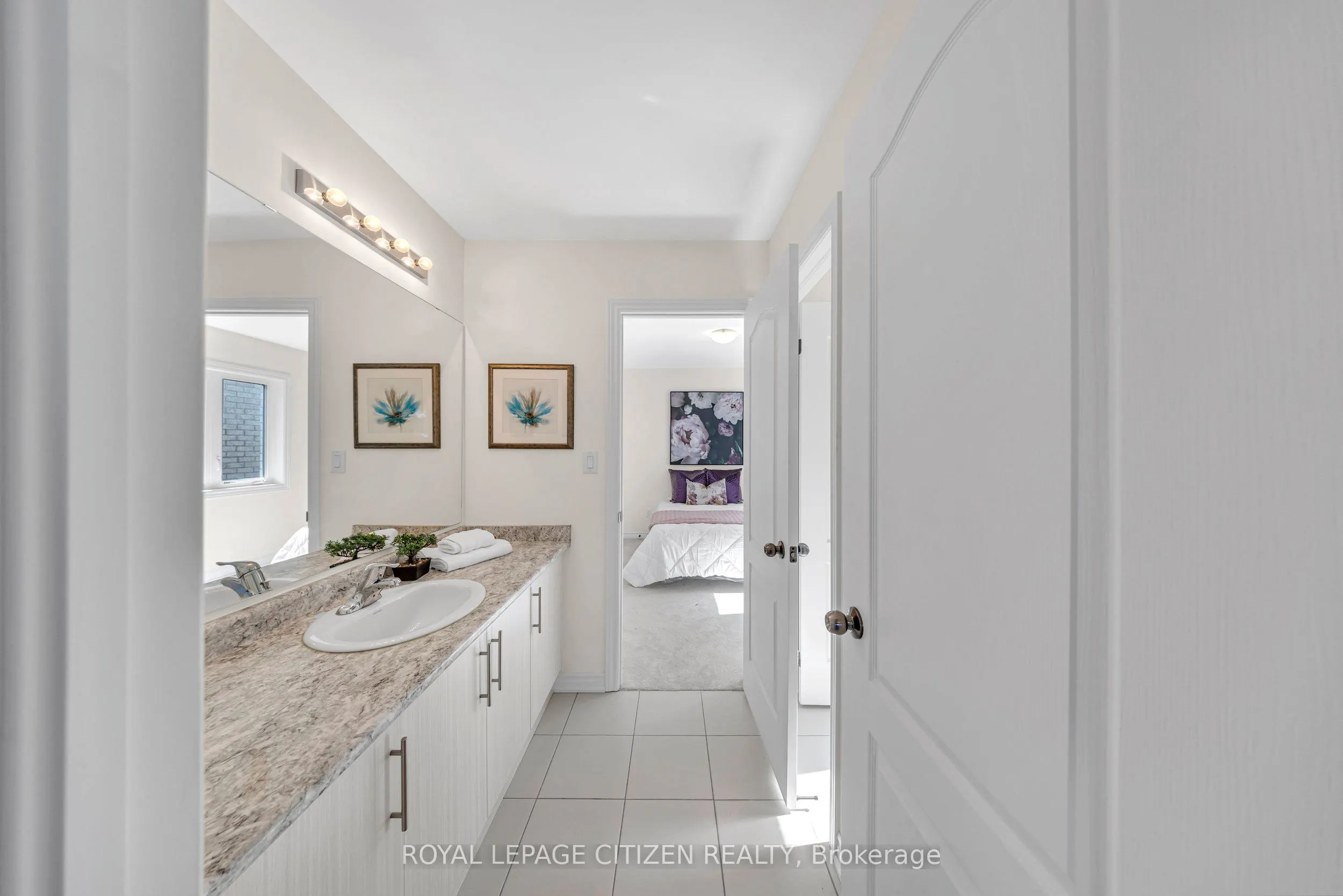11 Northglen Boulevard