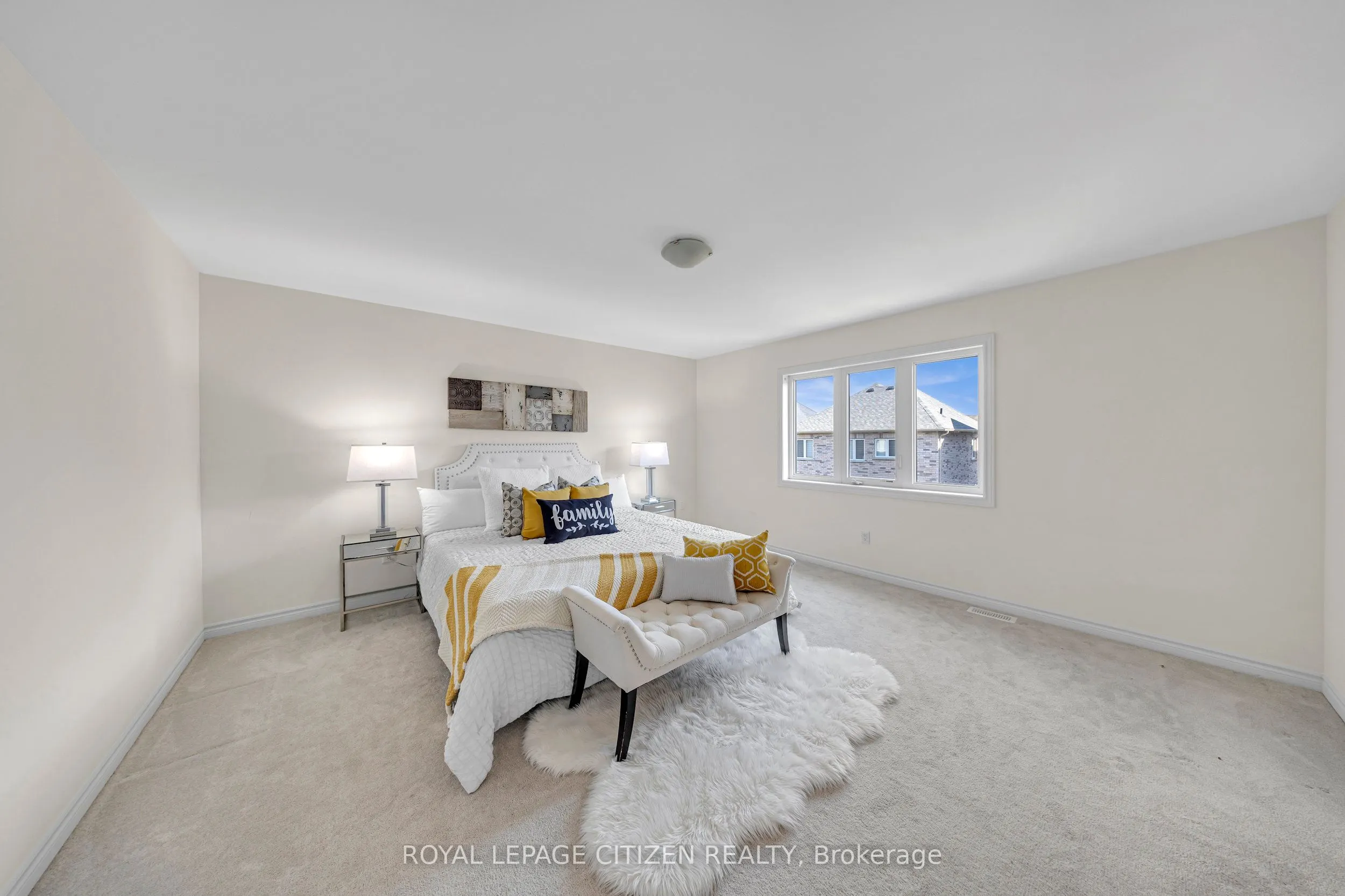 11 Northglen Boulevard