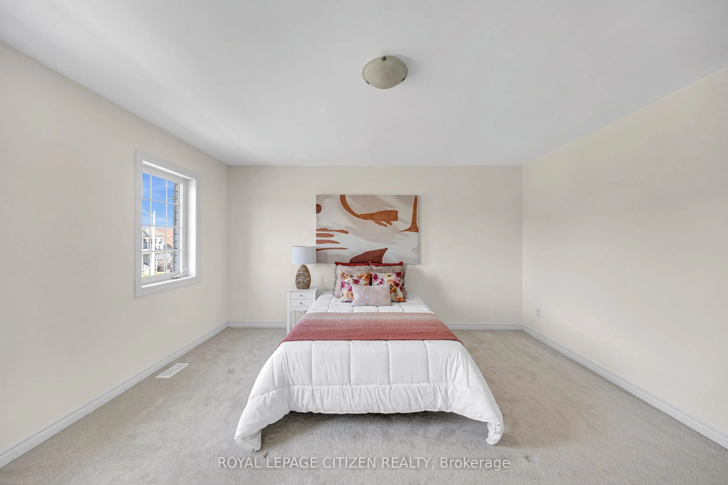 11 Northglen Boulevard