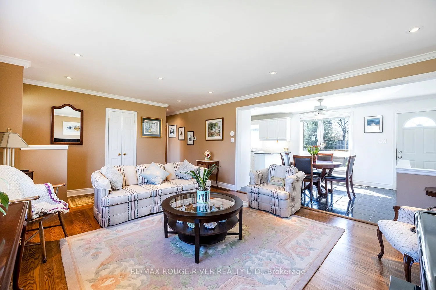 9 Granard Boulevard