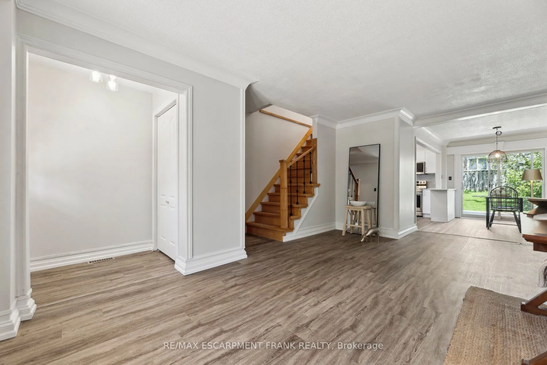 647 Balsam Crescent