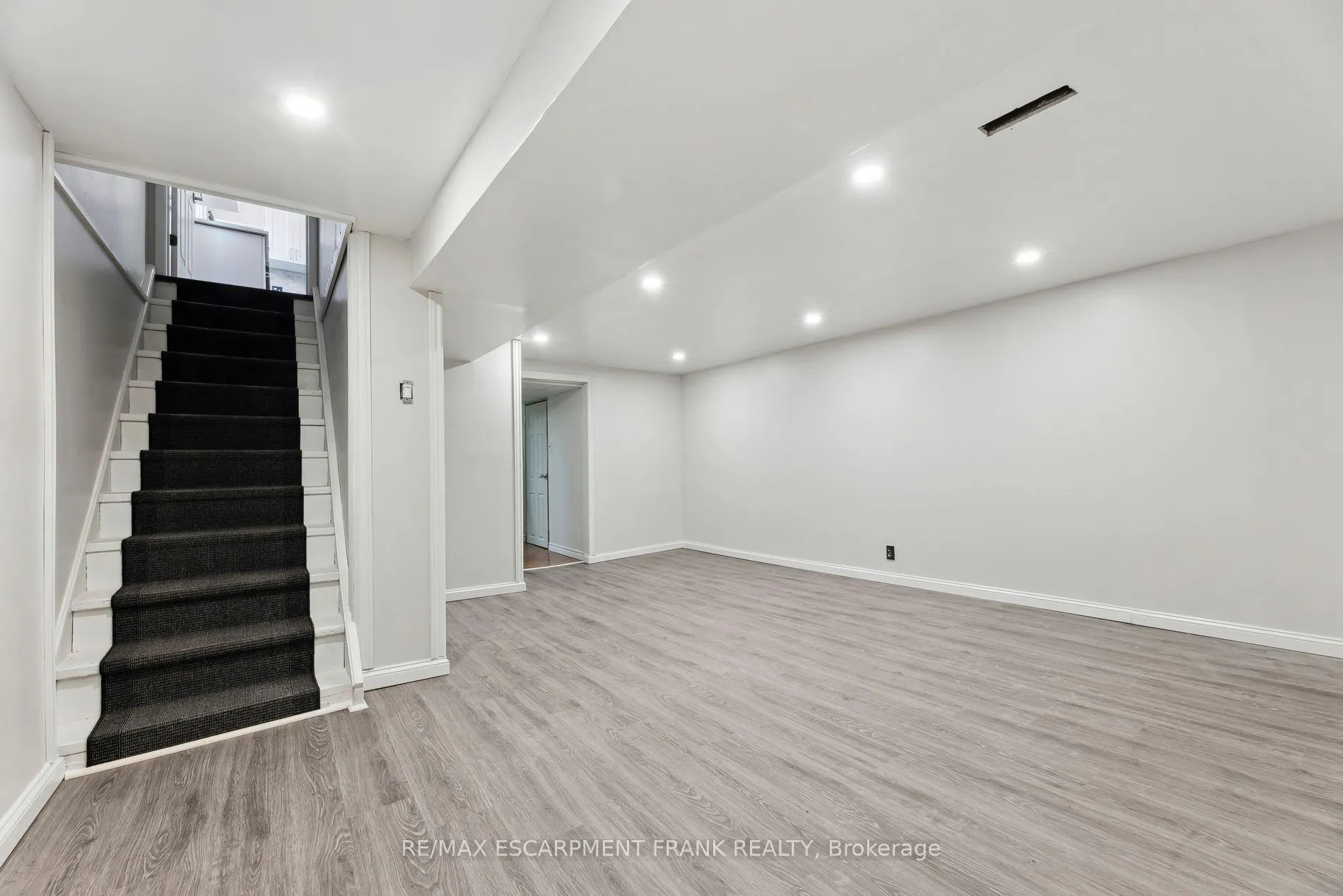 647 Balsam Crescent