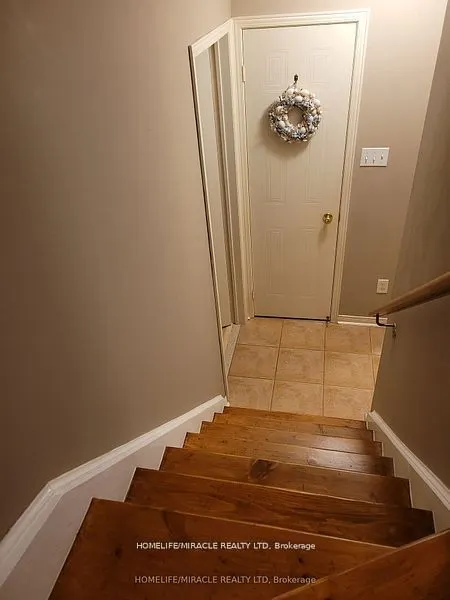 22 Exchequer Place, #25