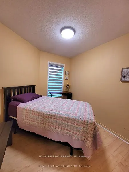 22 Exchequer Place, #25