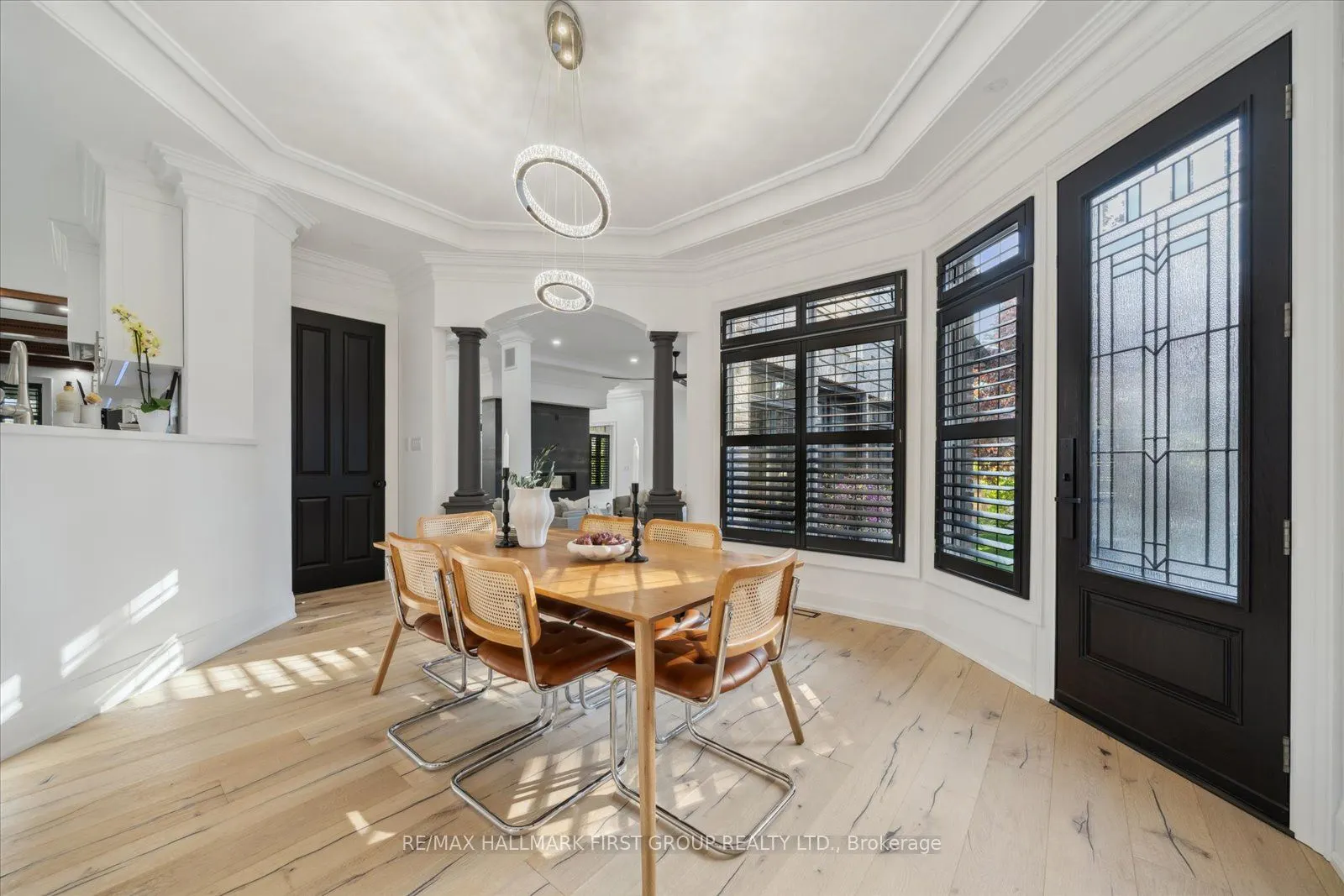 134 Front Street E