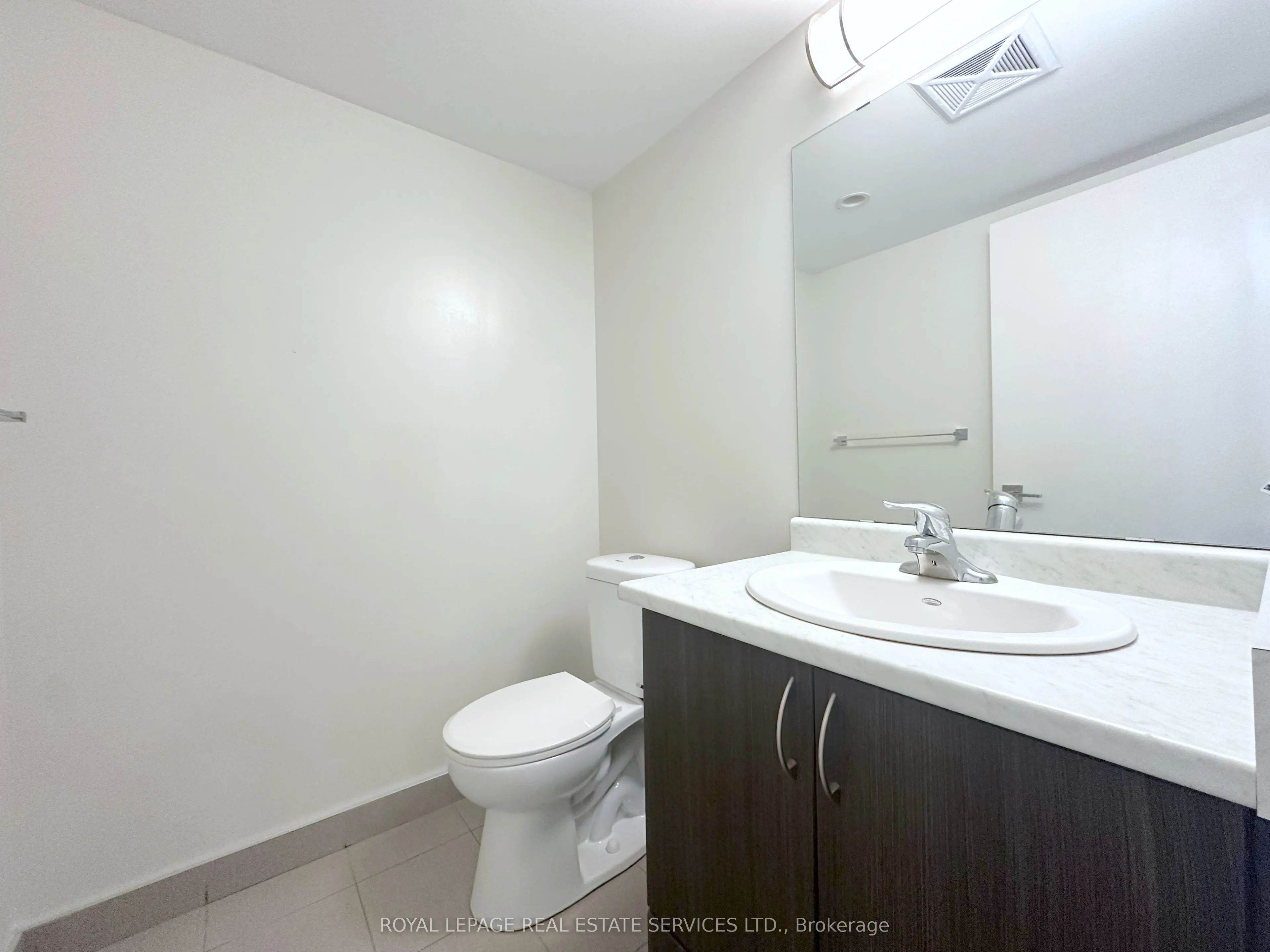 73 Bayly Street W, #1708