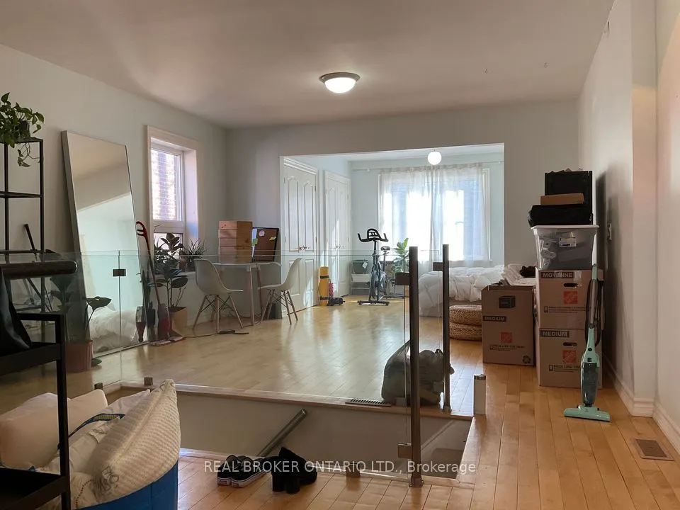 1188 Woodbine Avenue, #B