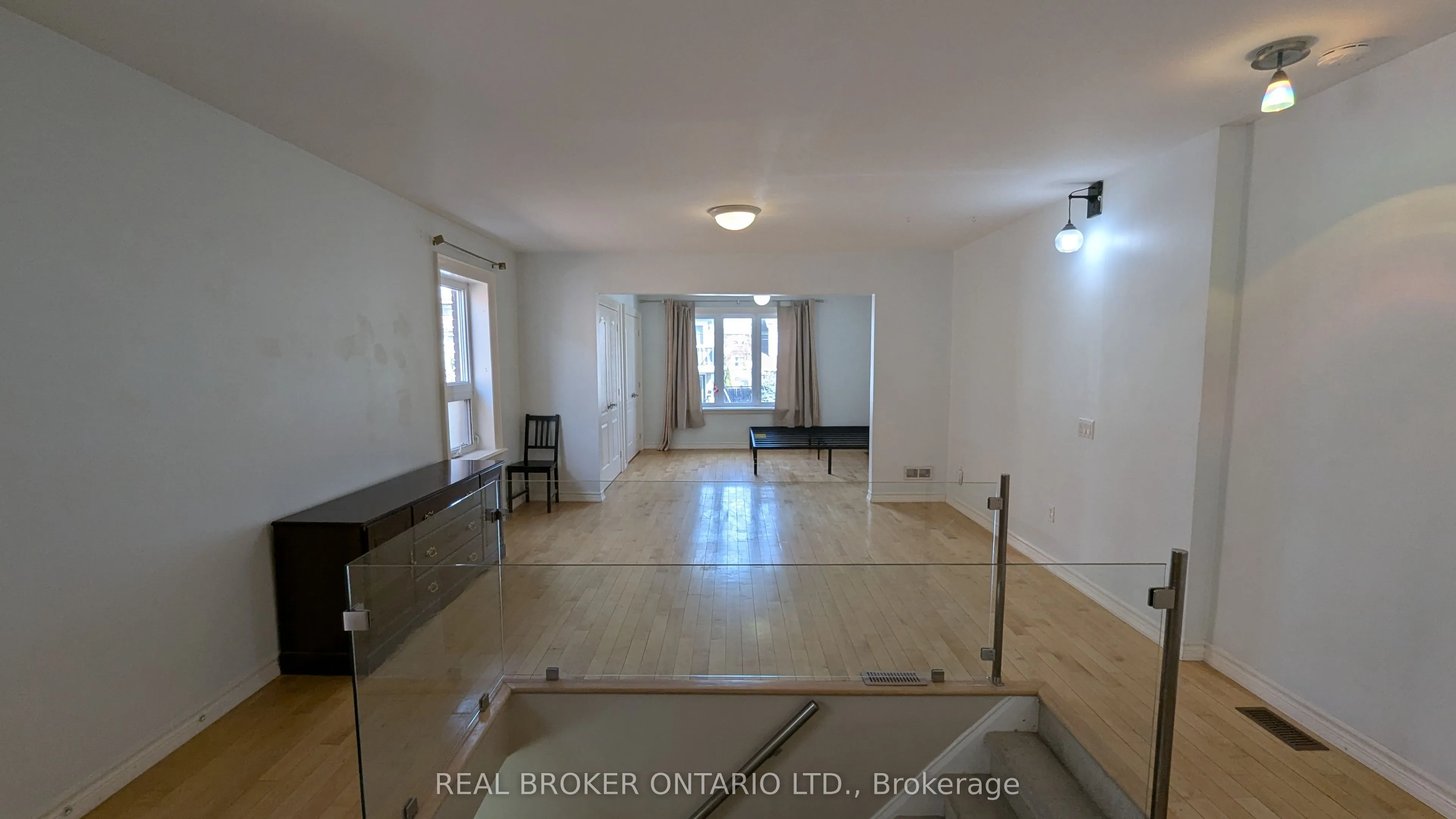 1188 Woodbine Avenue, #B