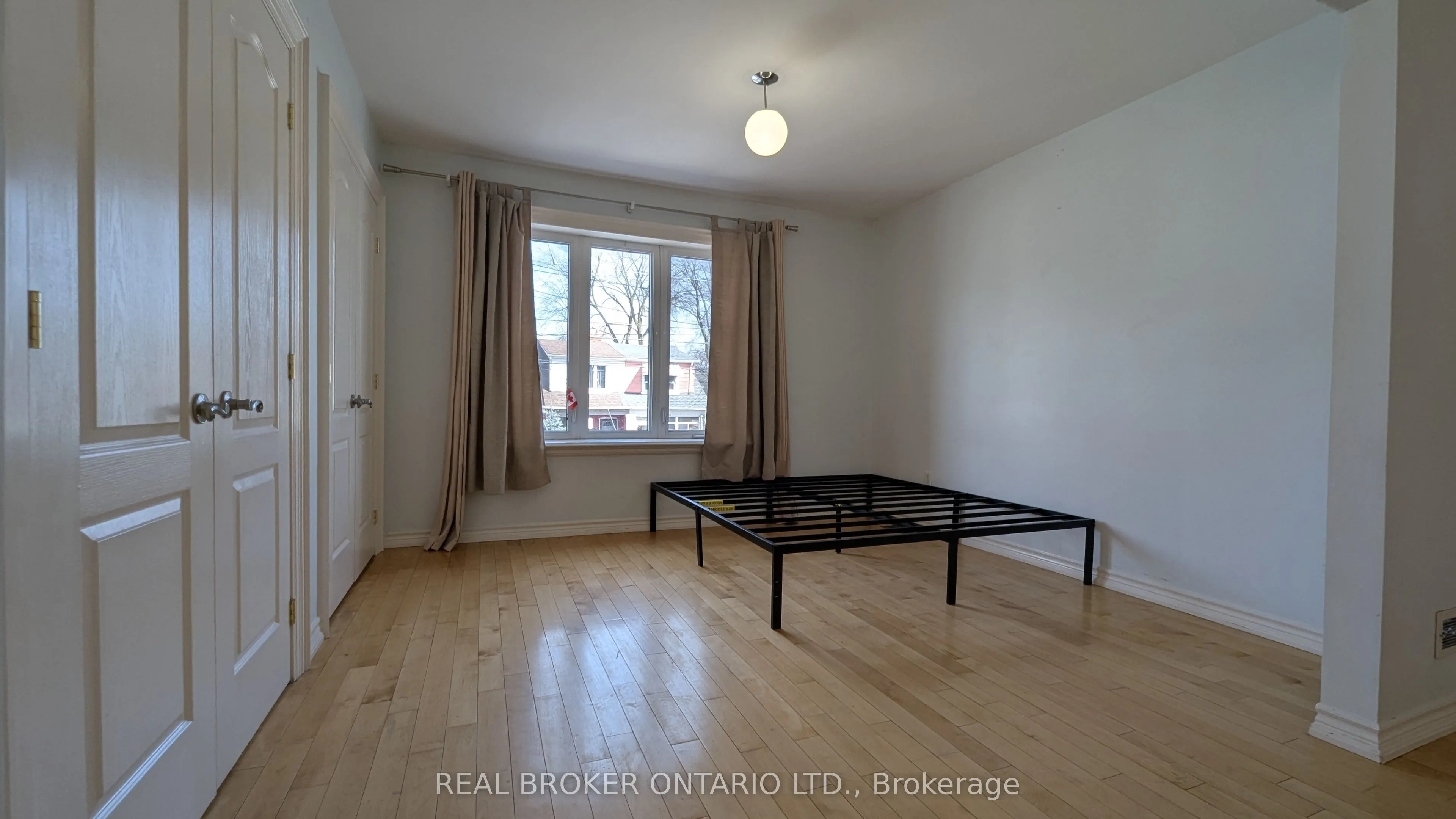 1188 Woodbine Avenue, #B