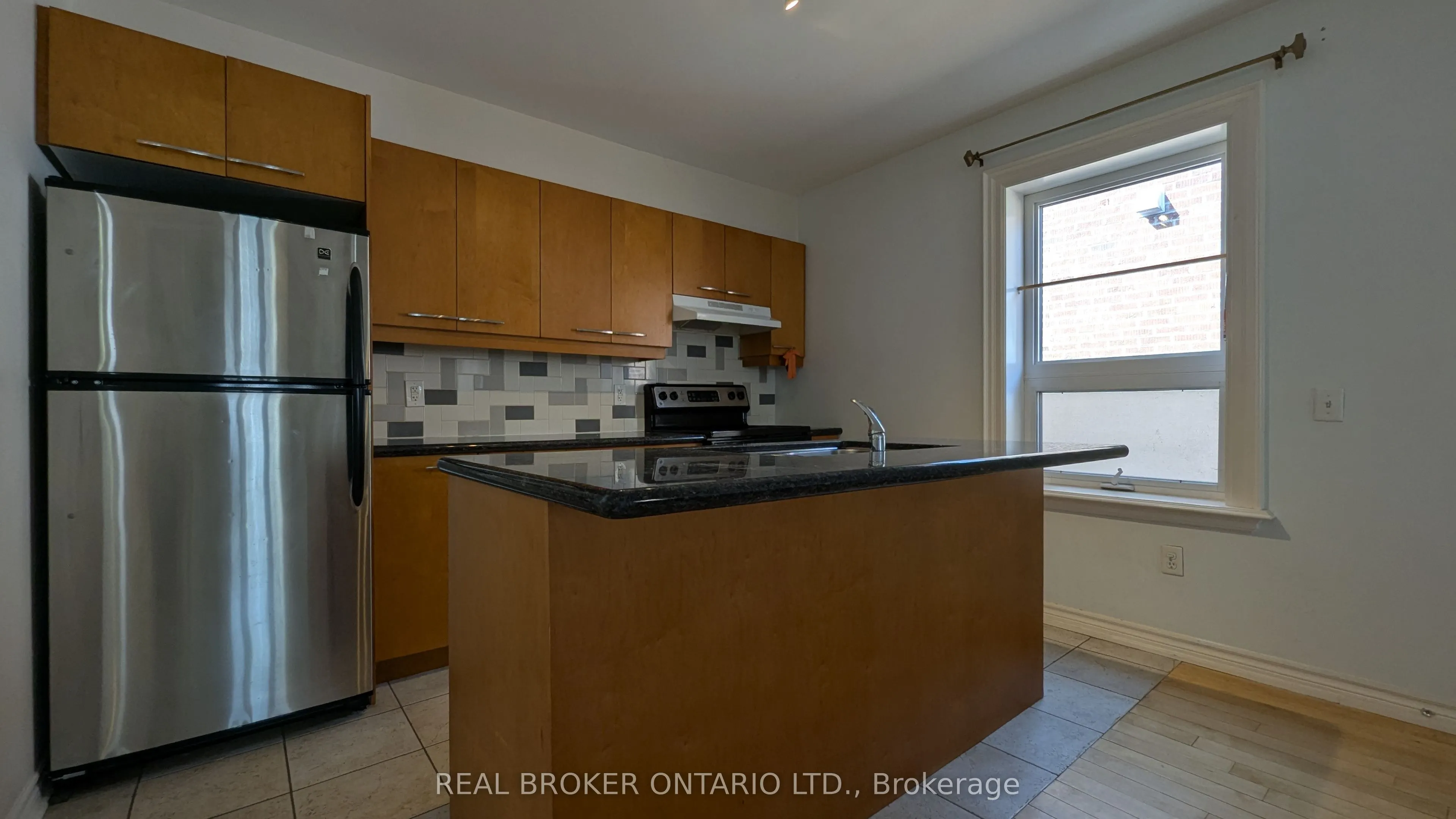 1188 Woodbine Avenue, #B