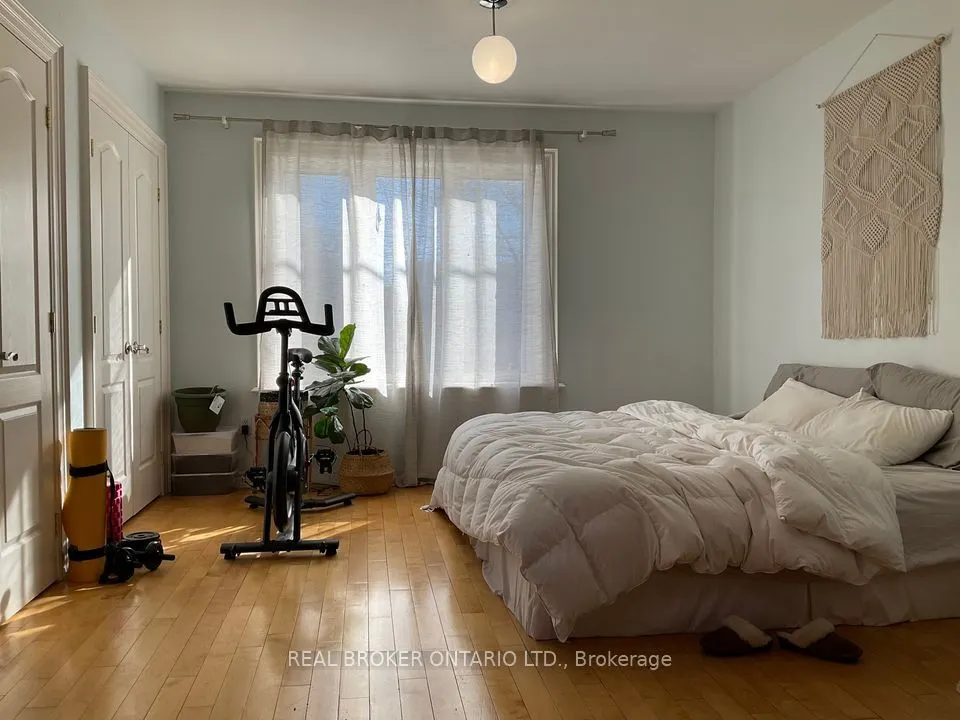1188 Woodbine Avenue, #B