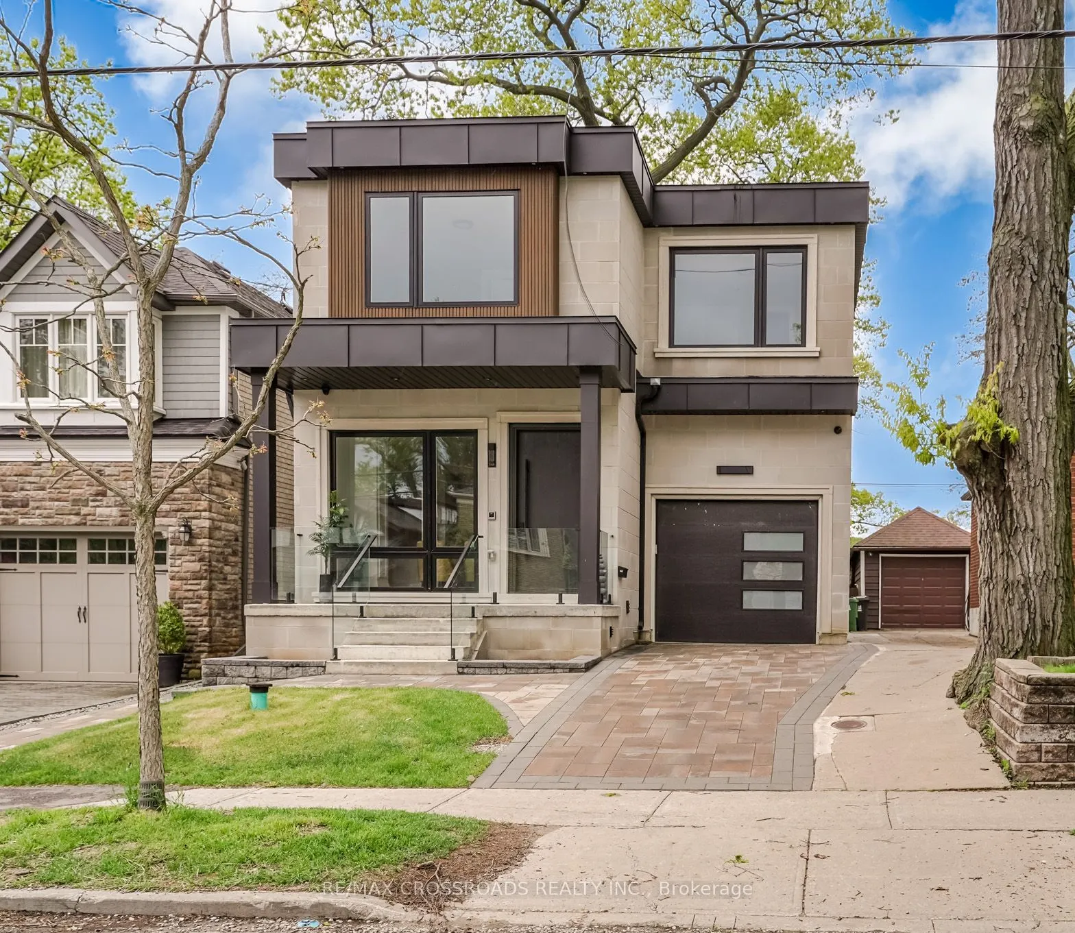 112 Blantyre Avenue