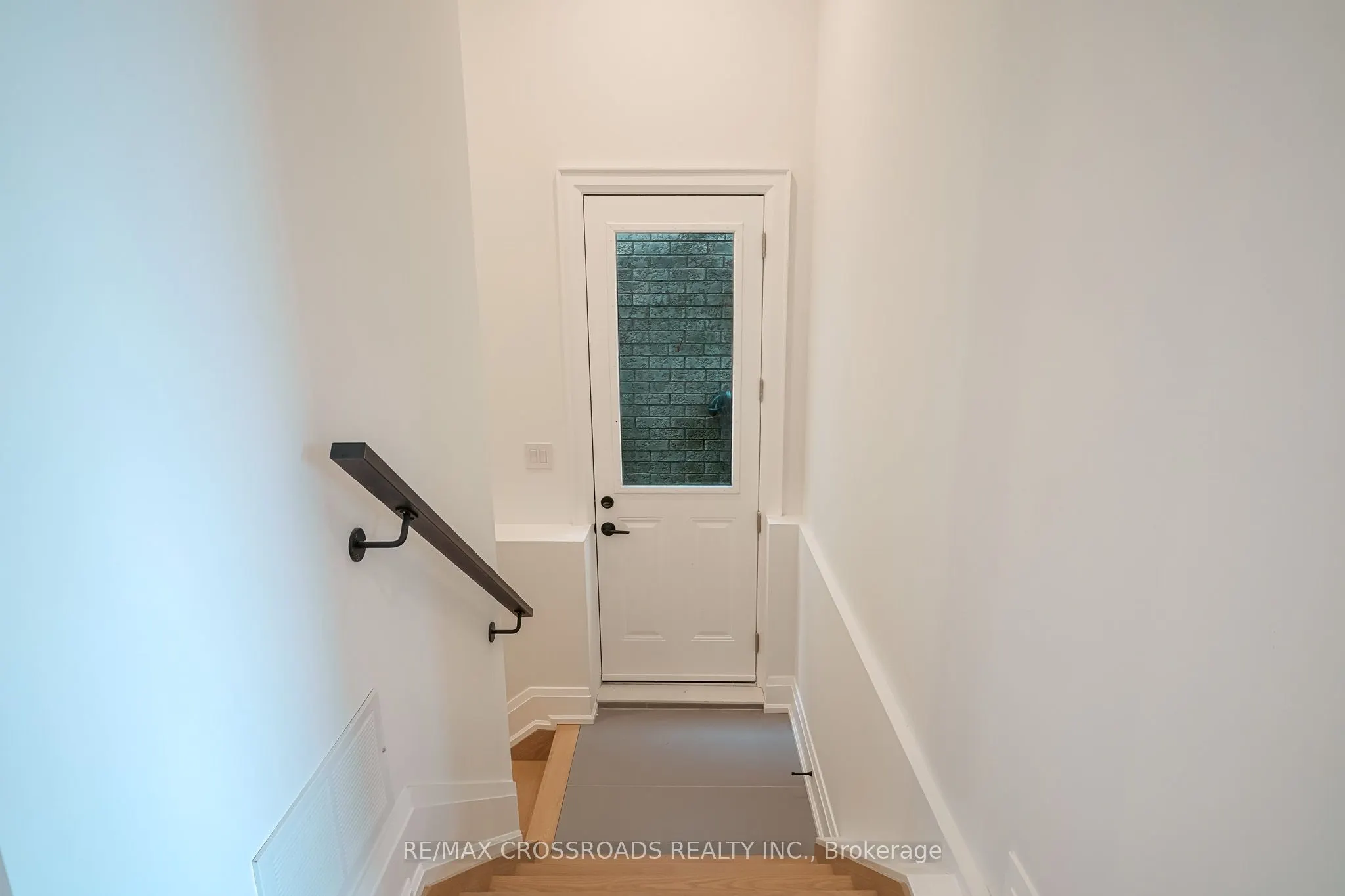 112 Blantyre Avenue