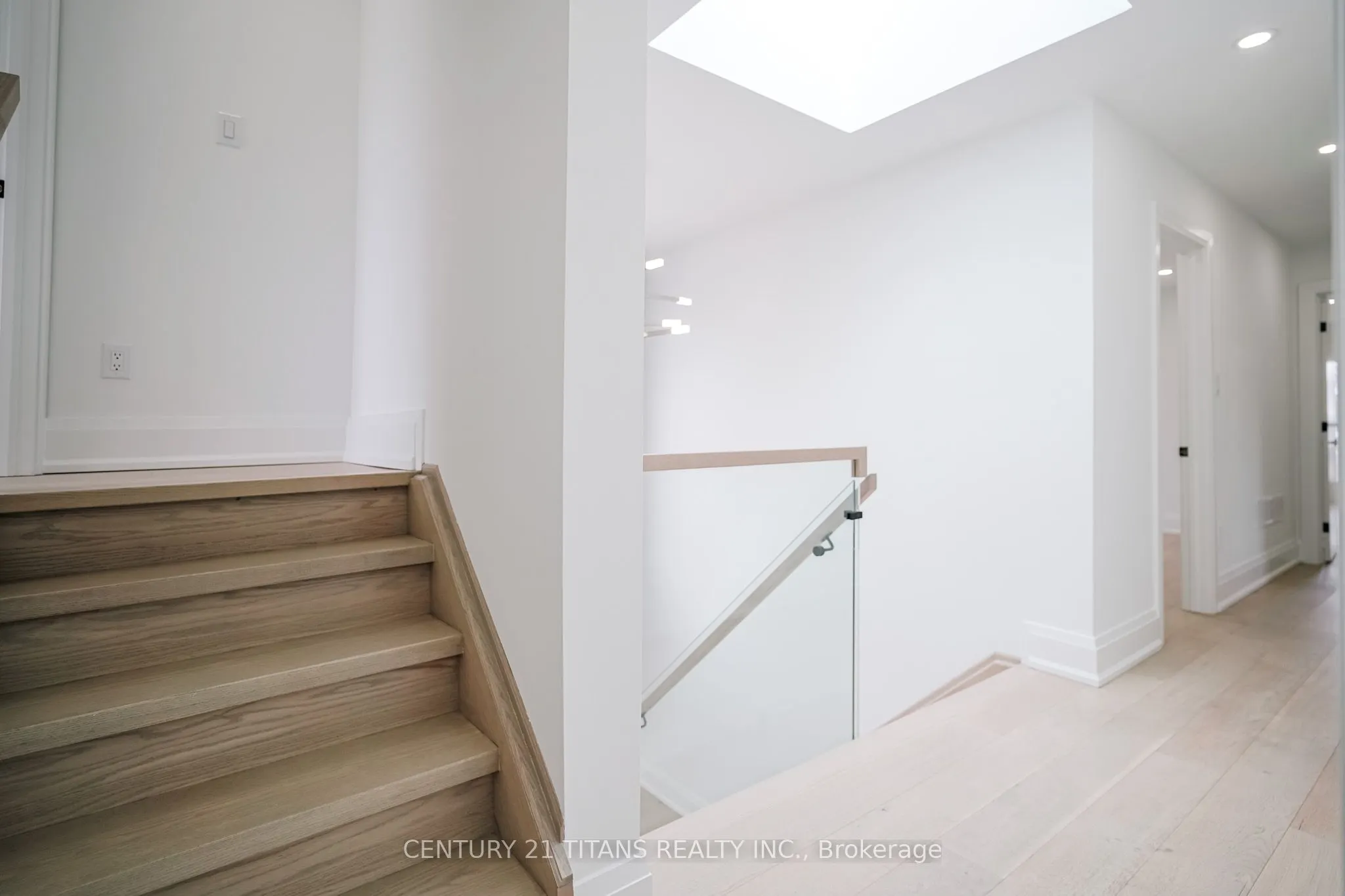 83 Kalmar Avenue