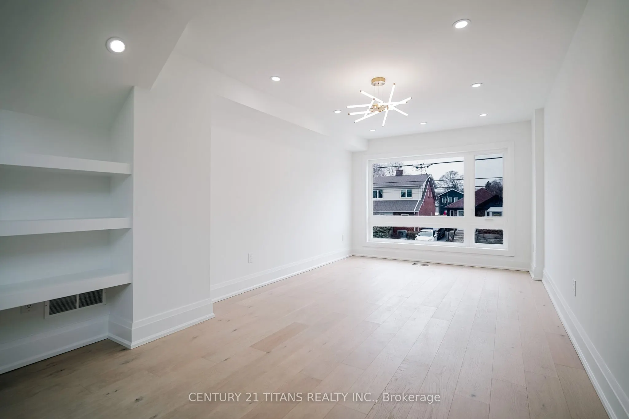 83 Kalmar Avenue