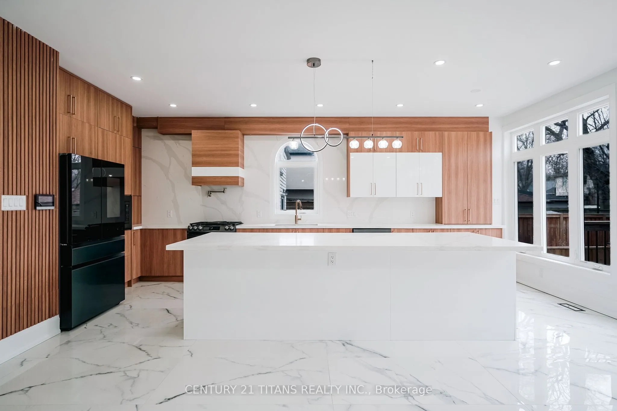 83 Kalmar Avenue