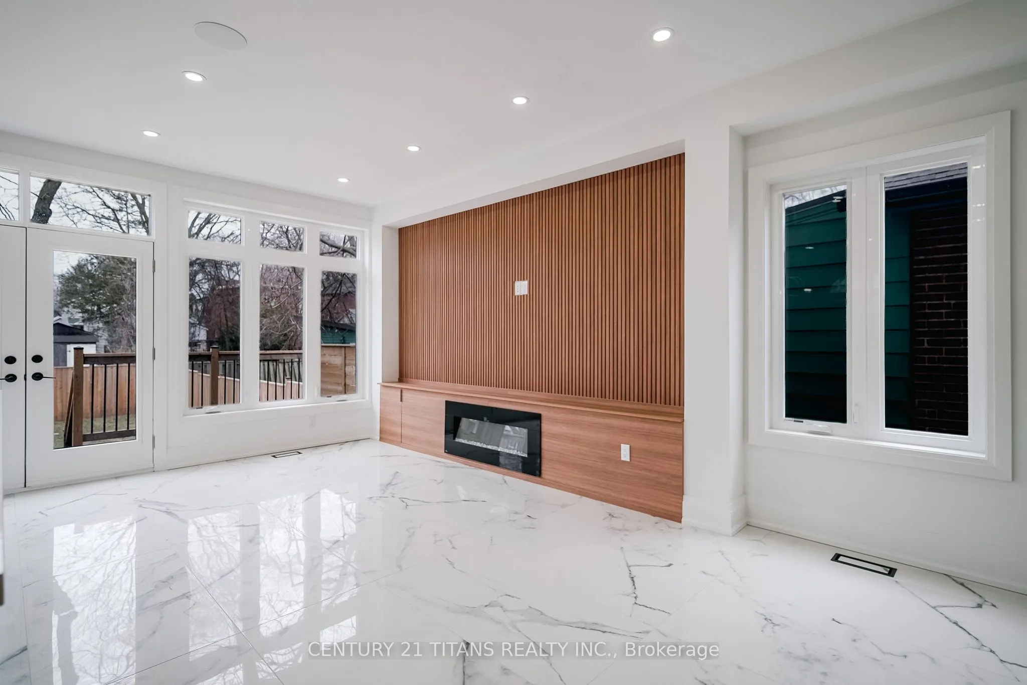 83 Kalmar Avenue