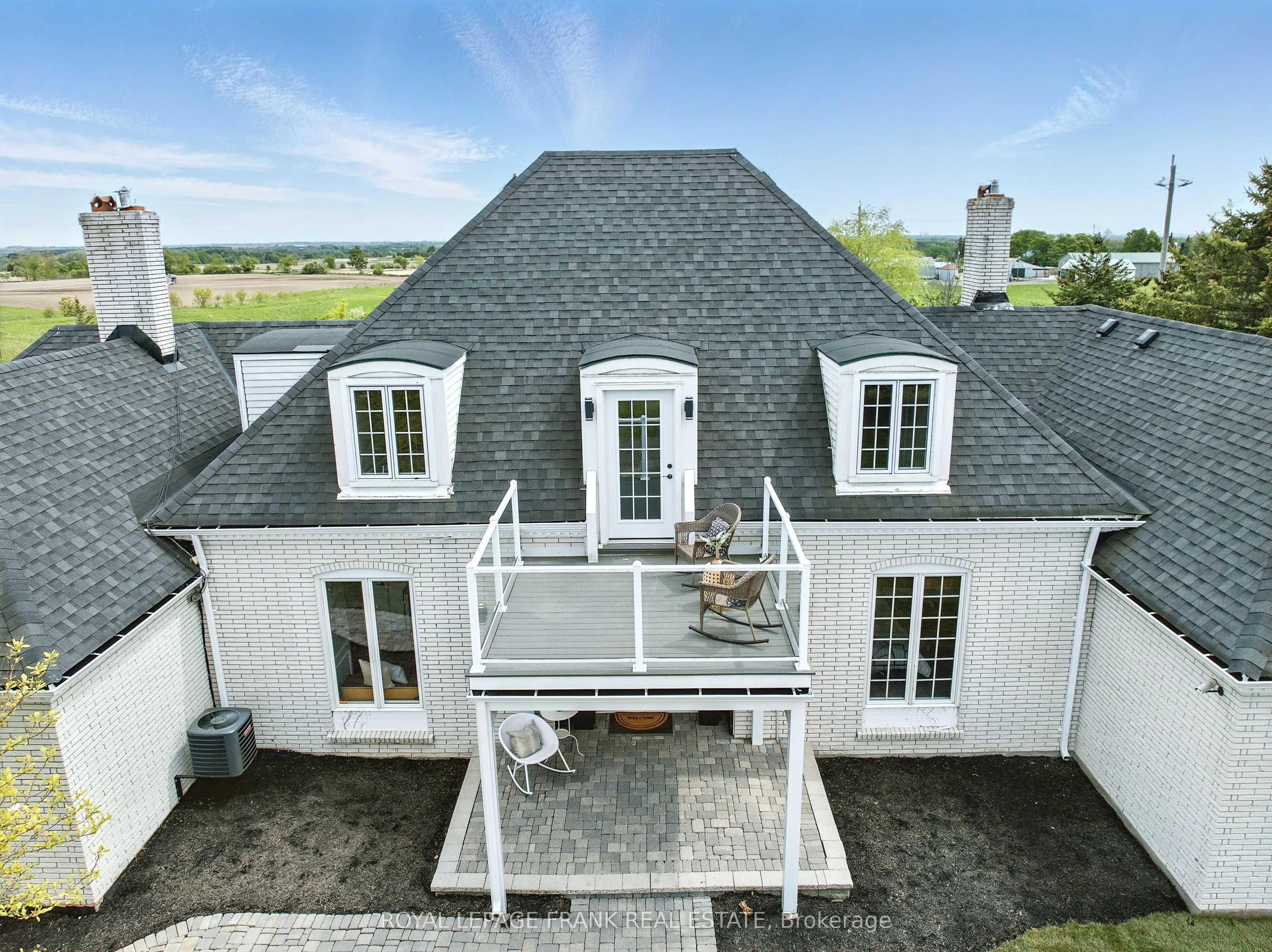 815 Coates Road W